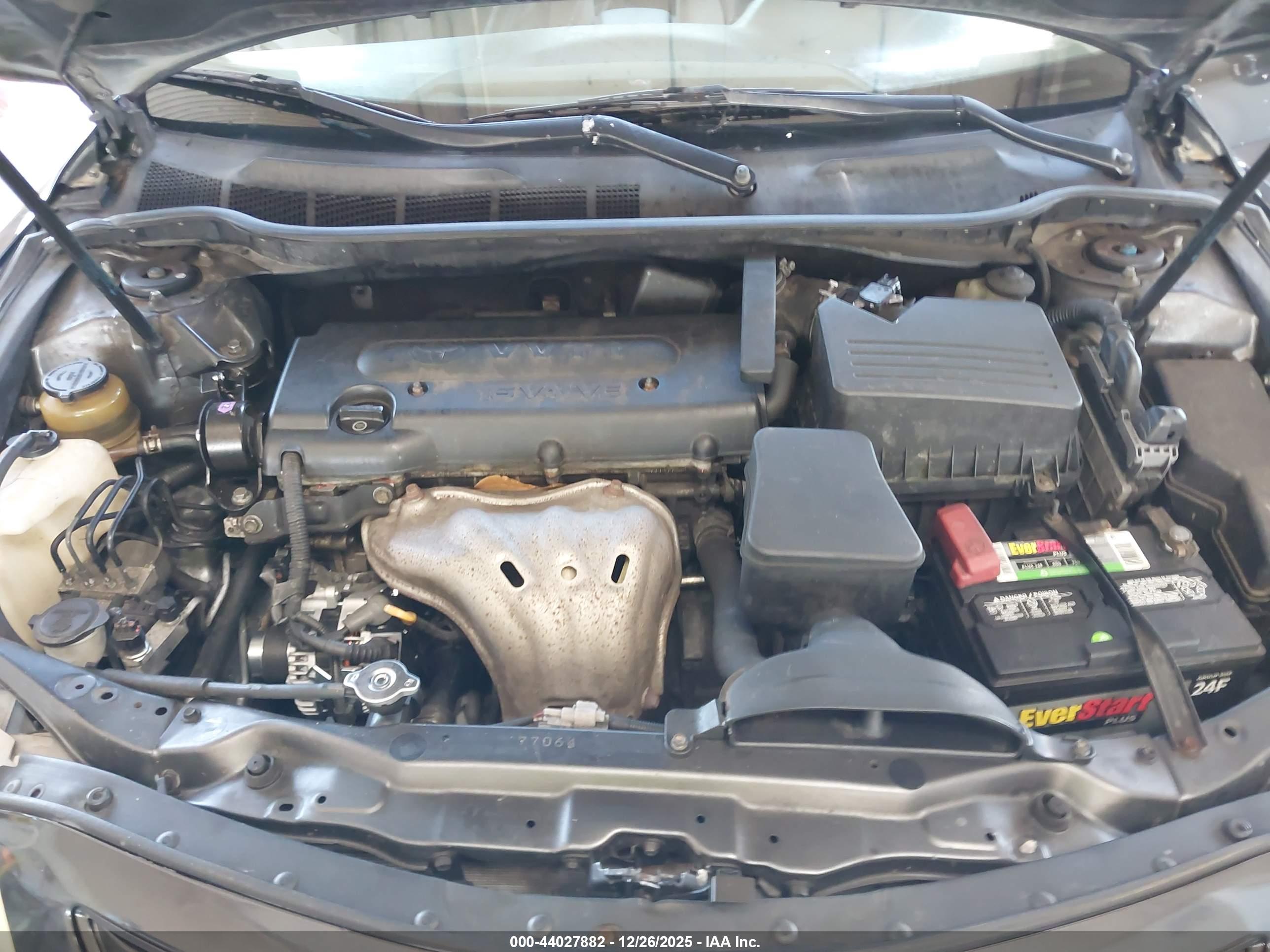 TOYOTA CAMRY image 10