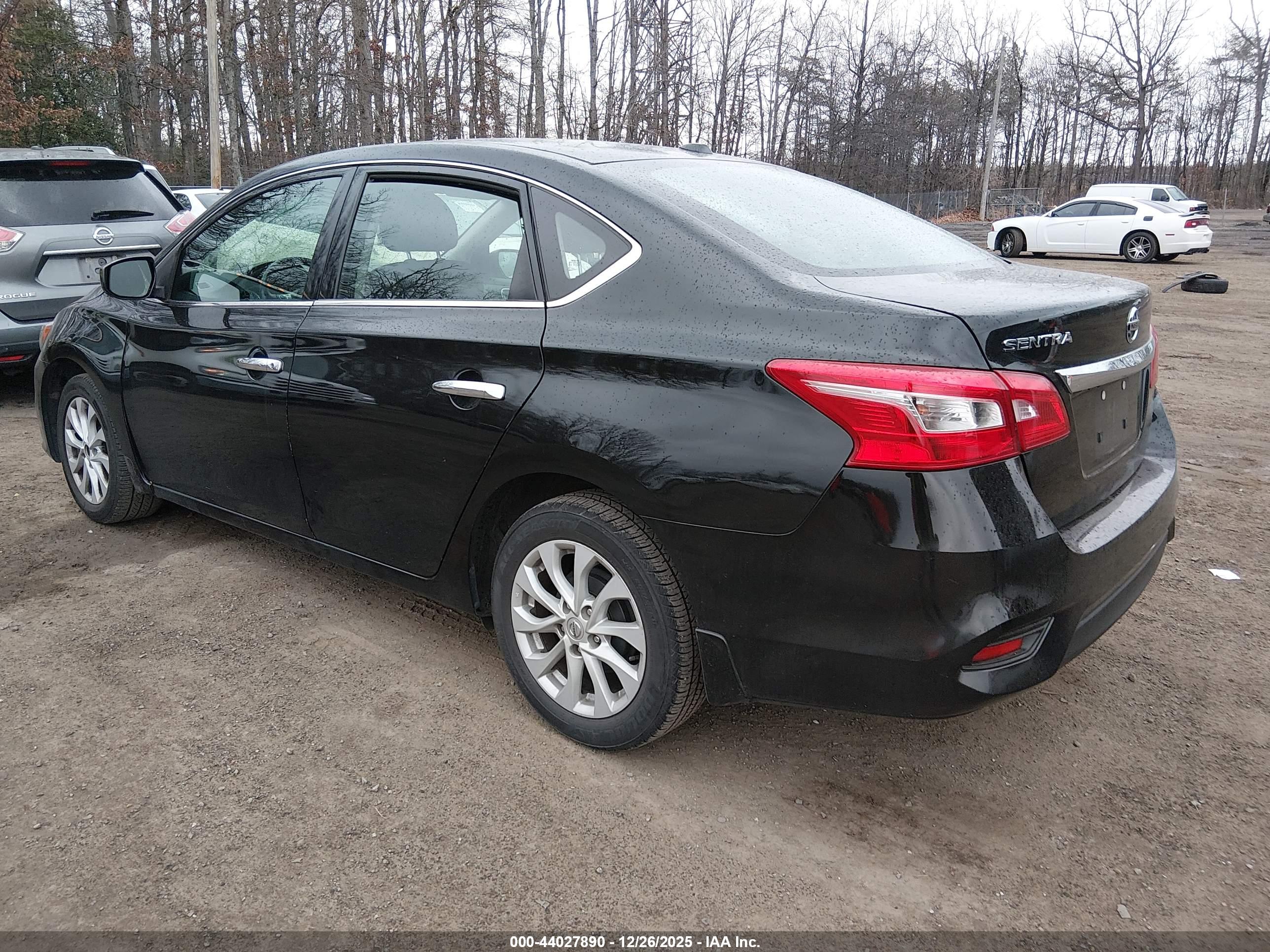 NISSAN SENTRA image 3