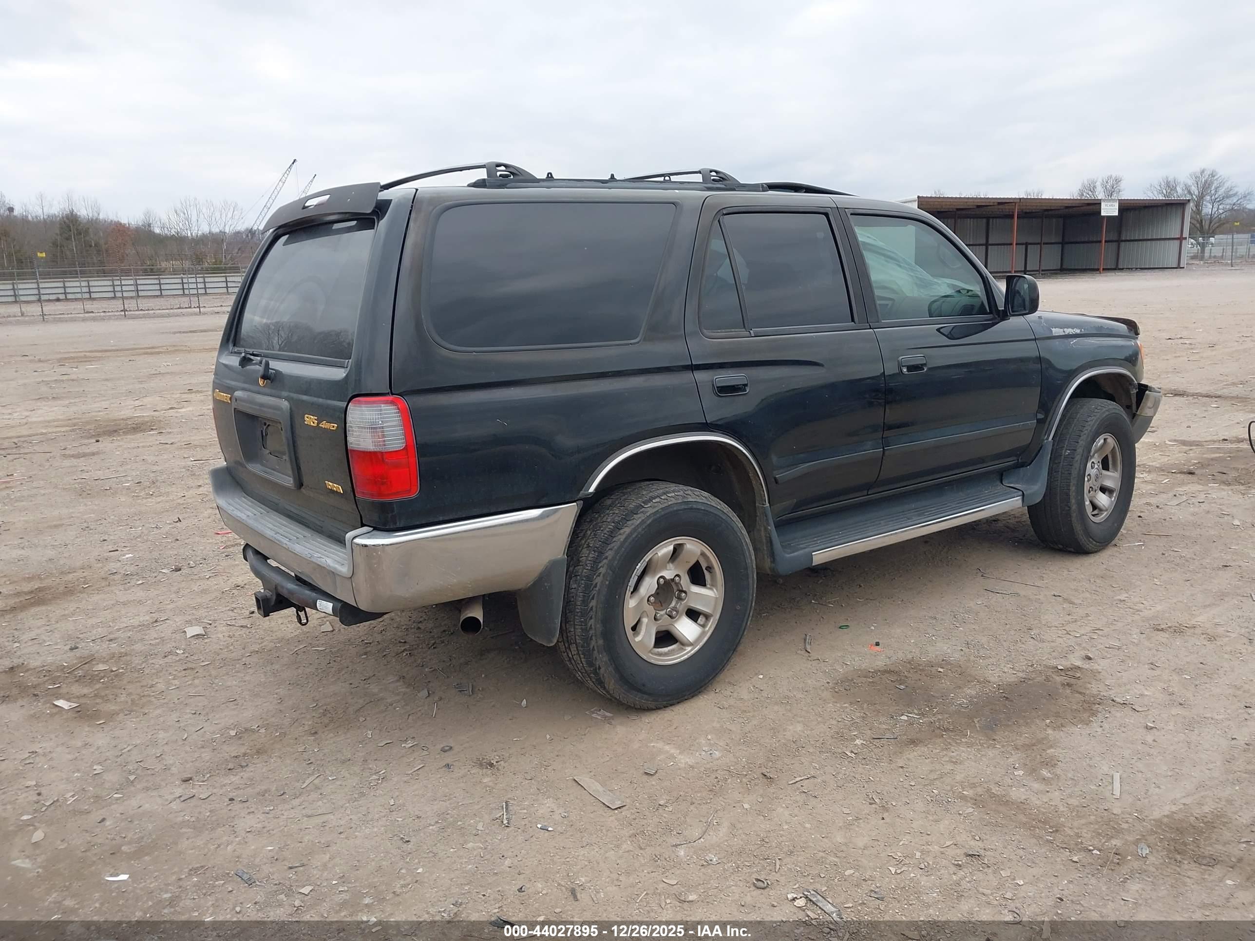 TOYOTA 4RUNNER image 4