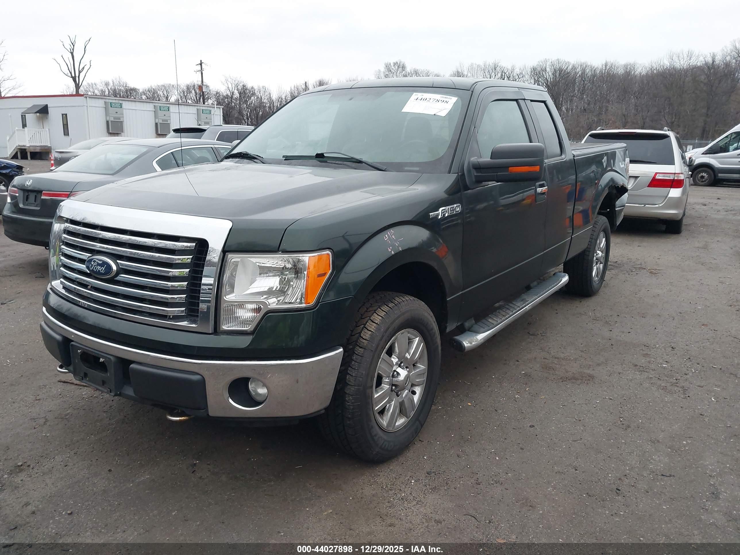 FORD F-150 image 2