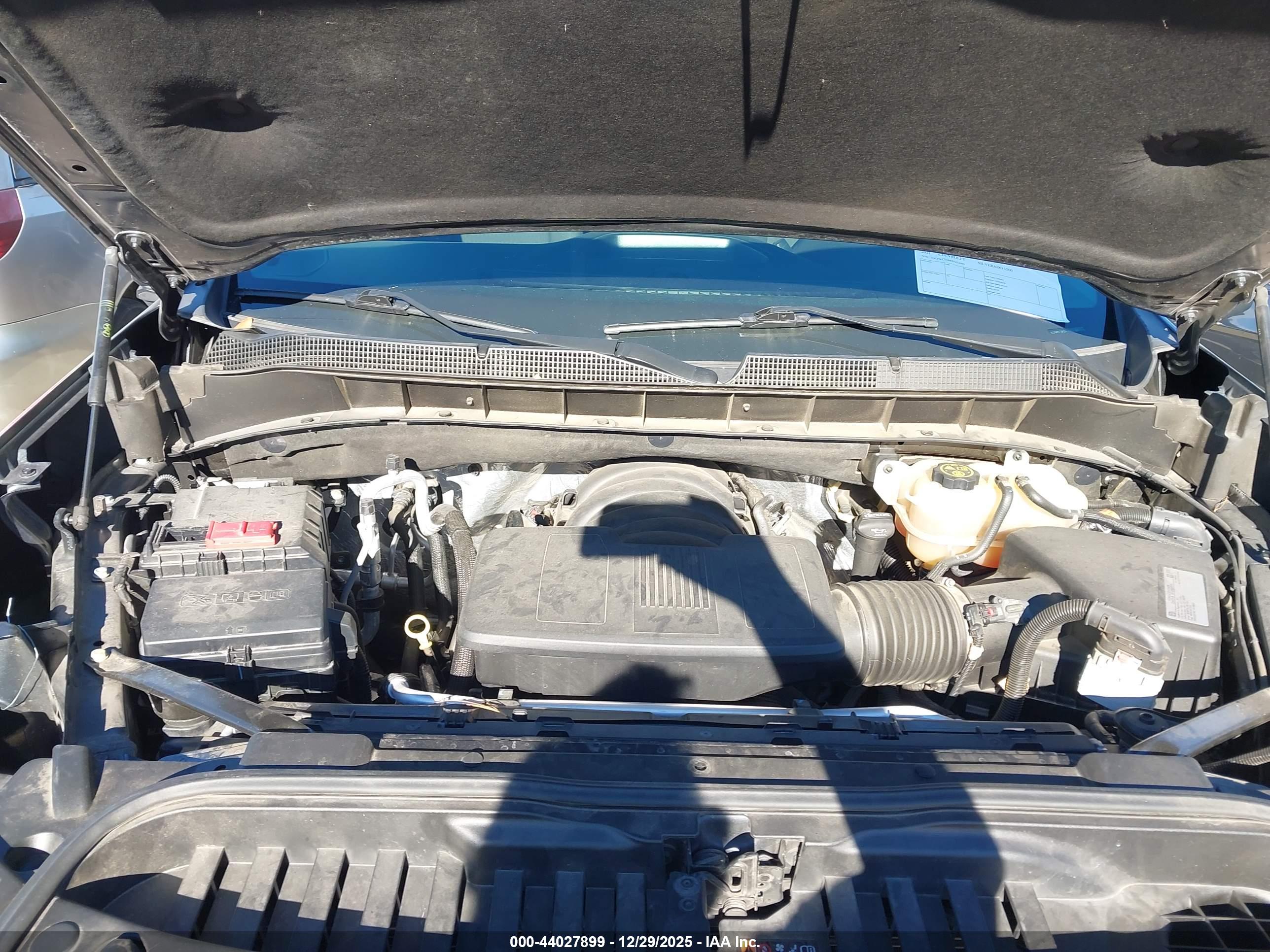 CHEVROLET SILVERADO image 10