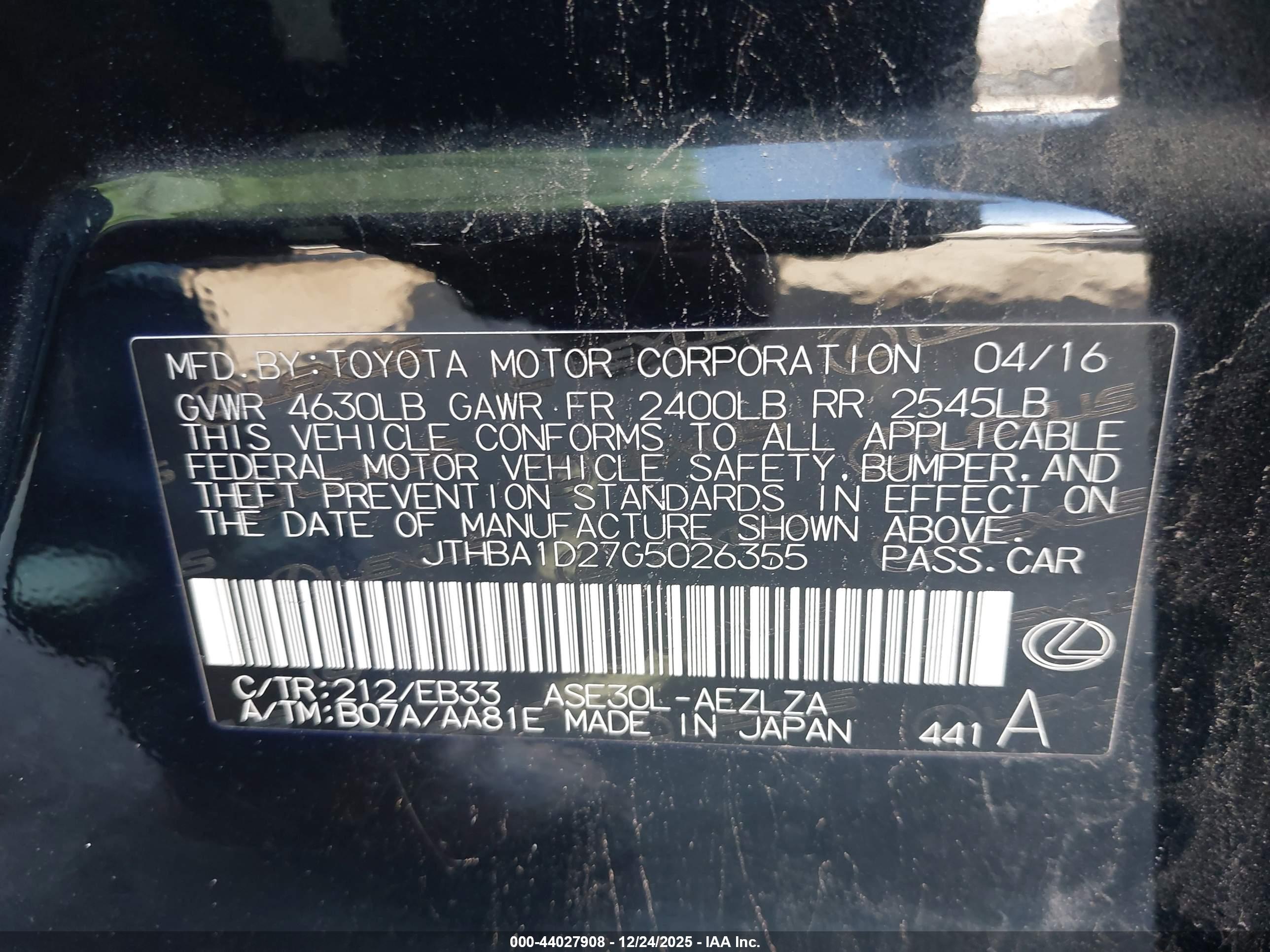 LEXUS IS image 9