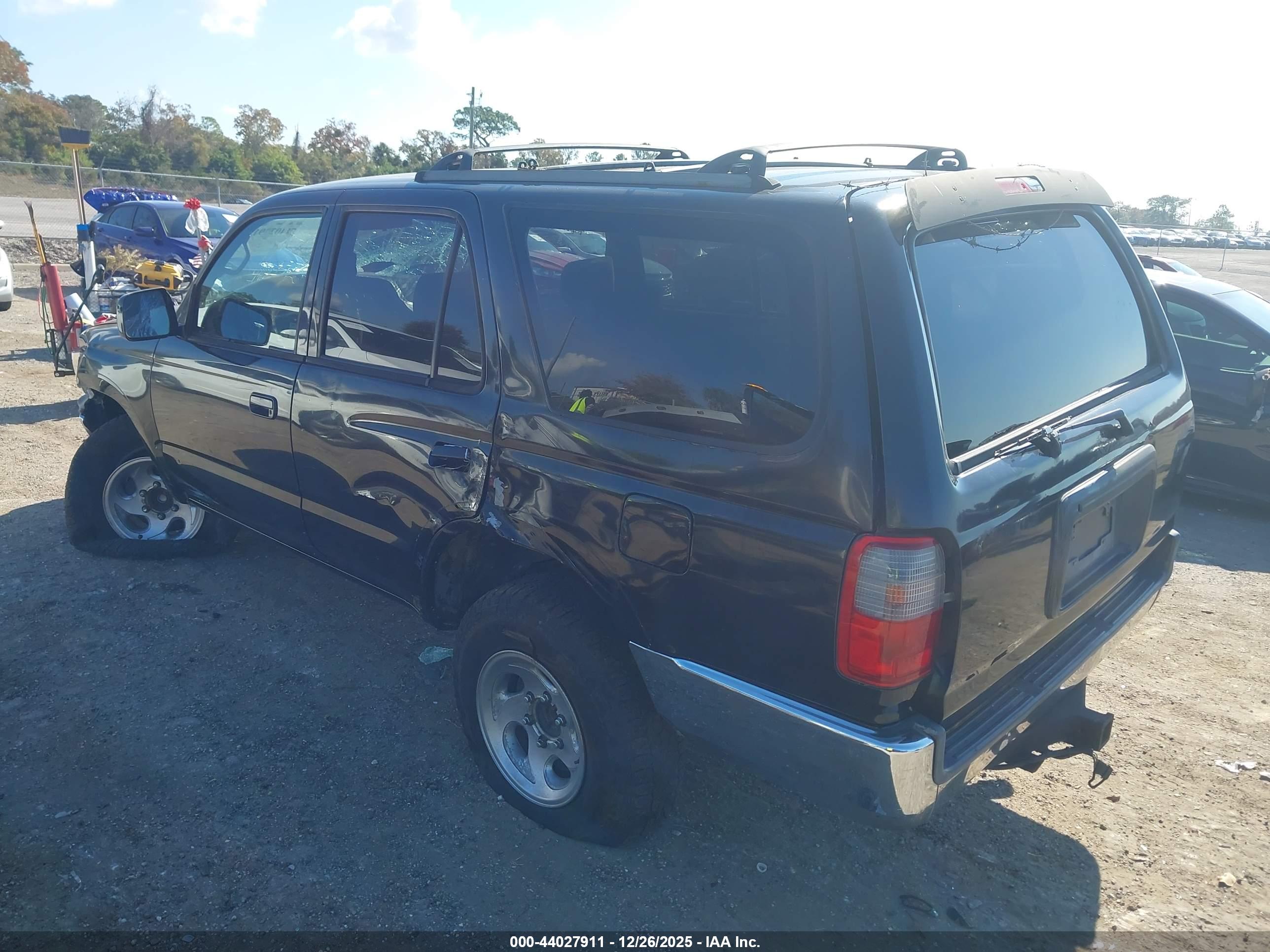 TOYOTA 4RUNNER image 3