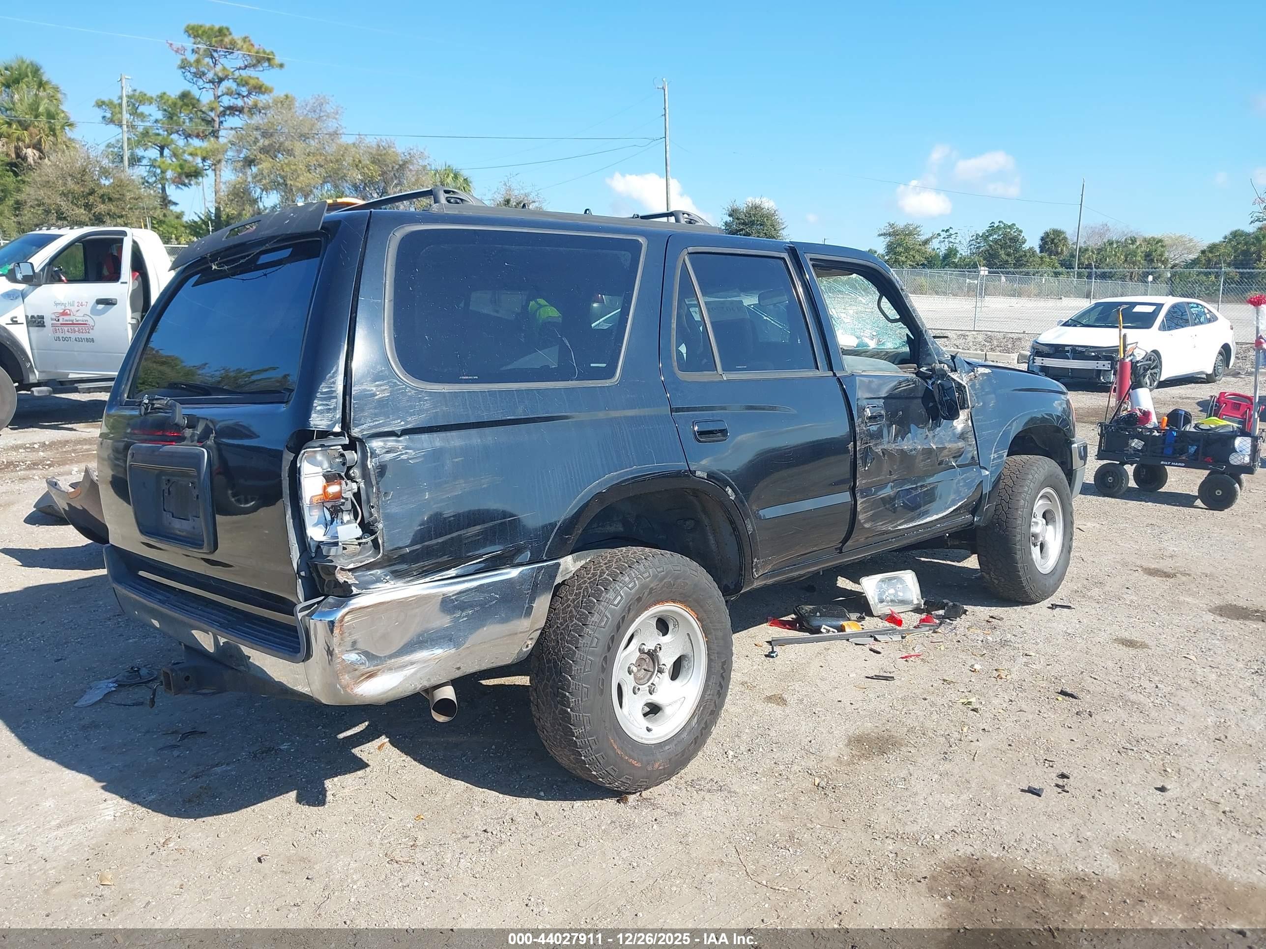 TOYOTA 4RUNNER image 4
