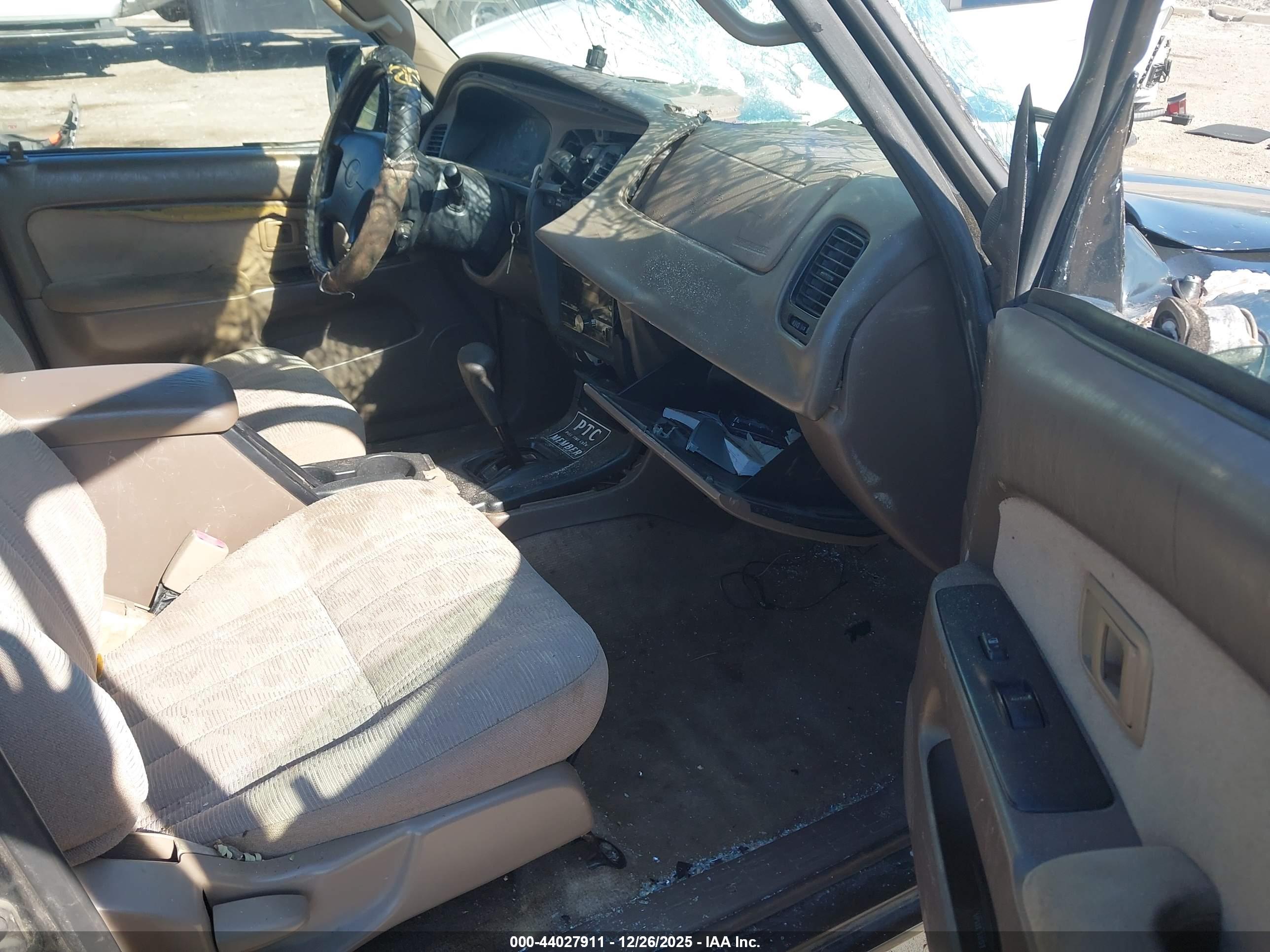 TOYOTA 4RUNNER image 5