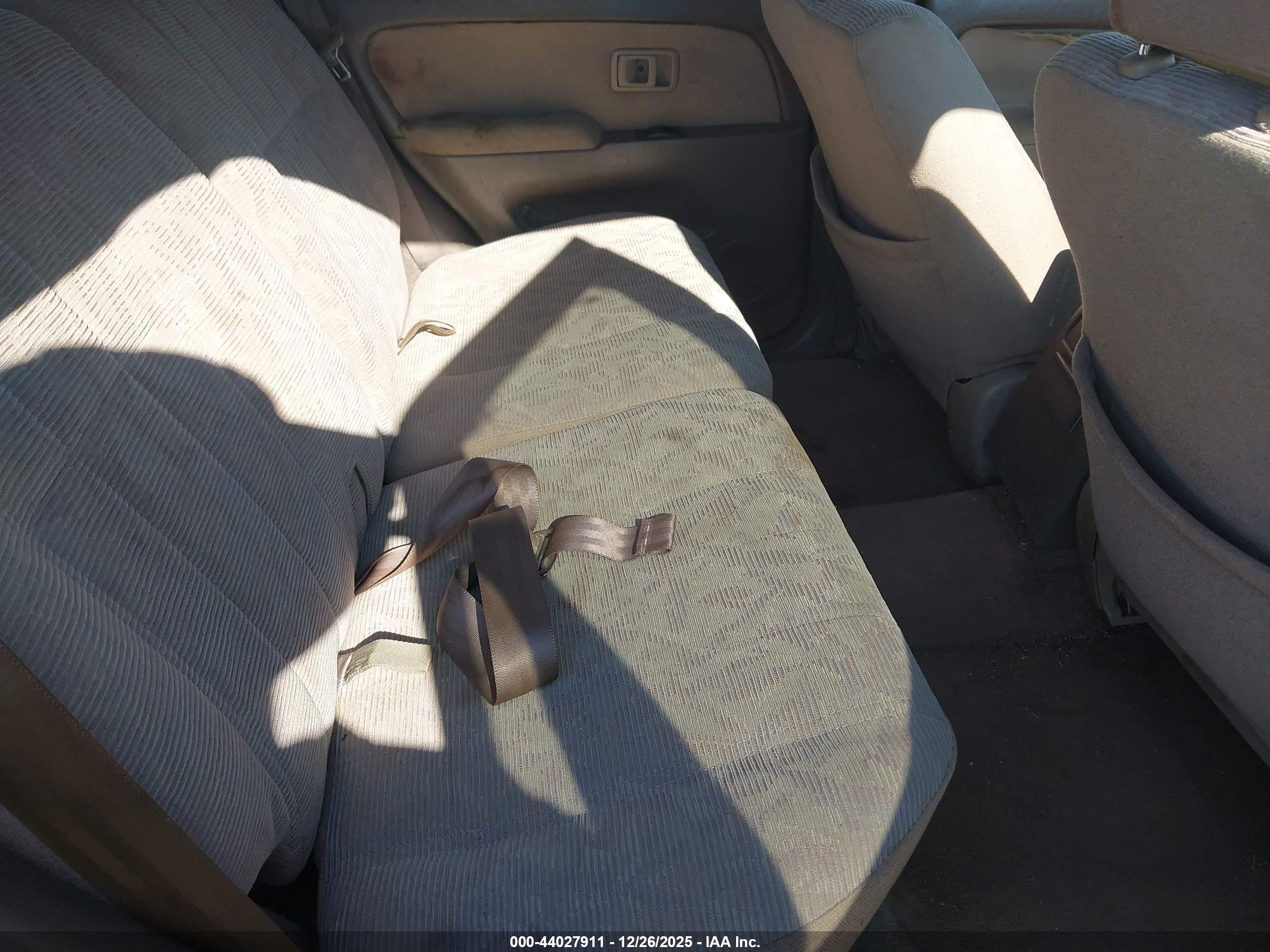 TOYOTA 4RUNNER image 8