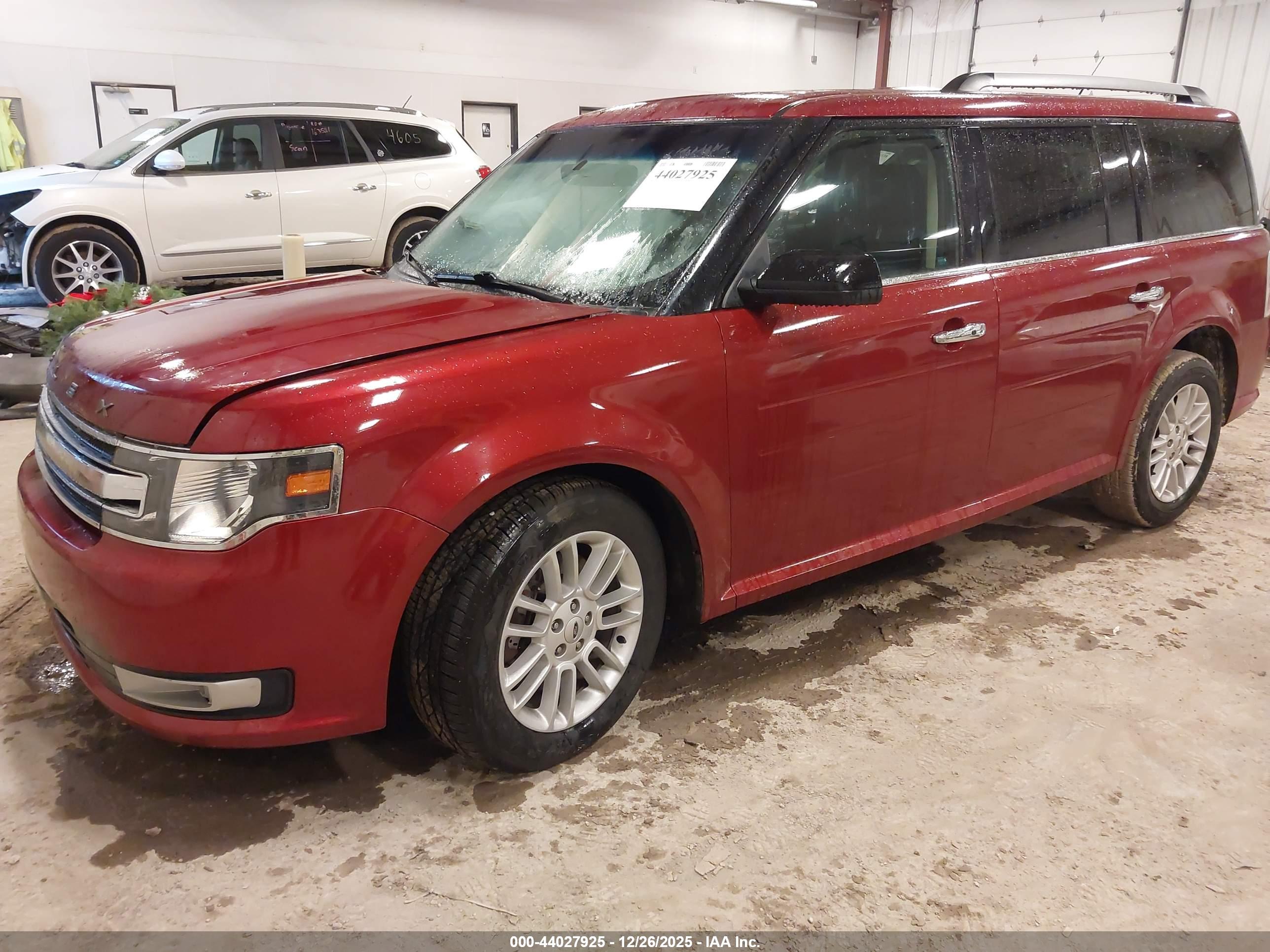 FORD FLEX image 2