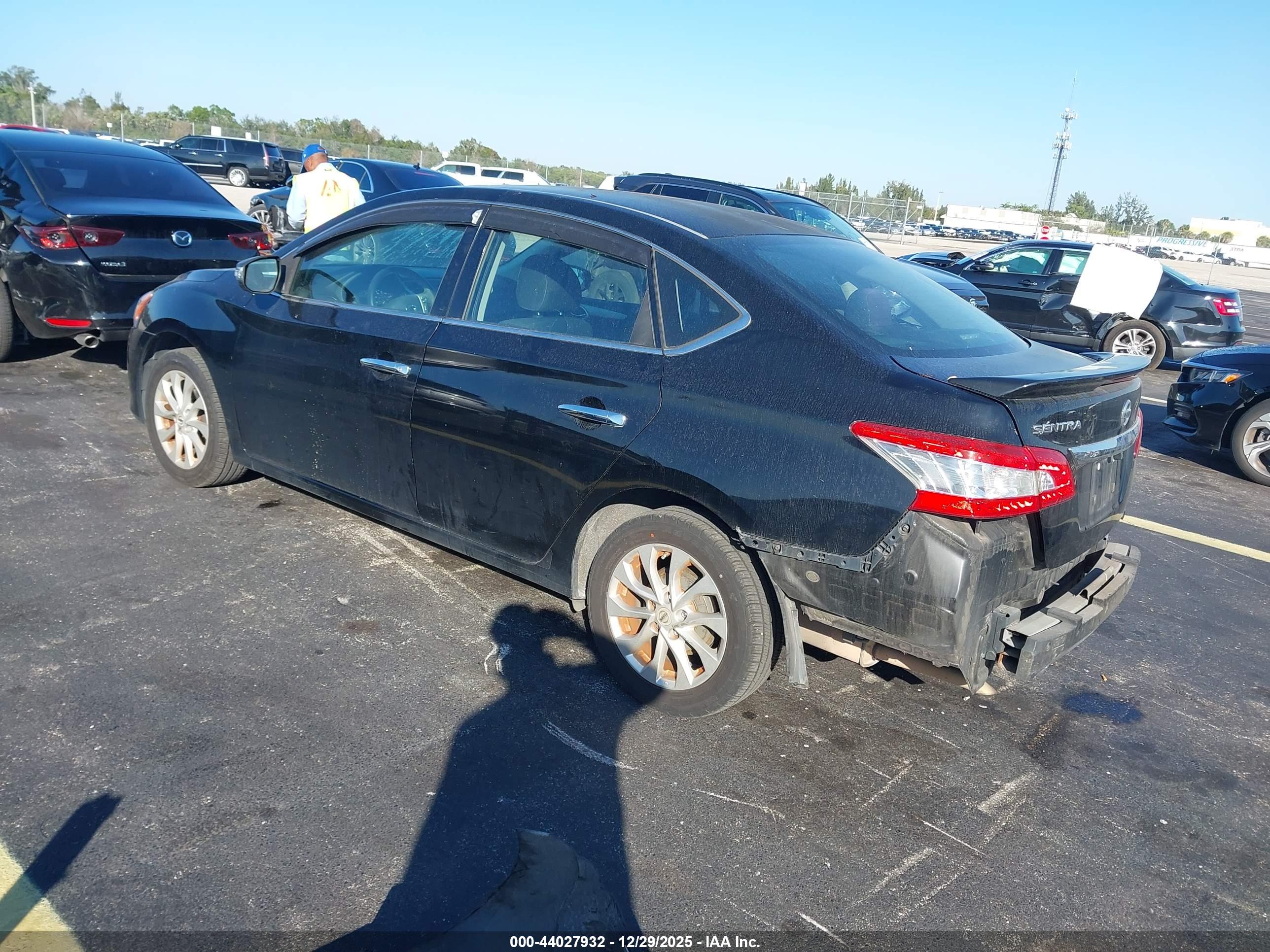 NISSAN SENTRA image 3