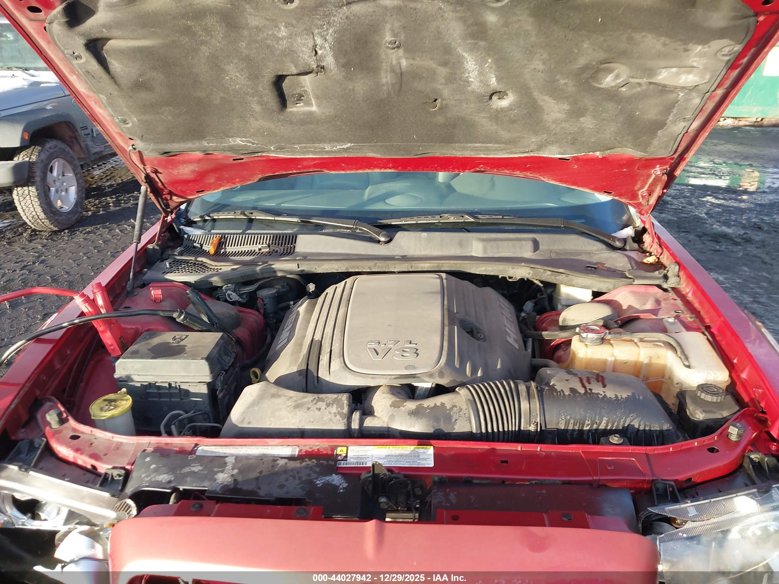 CHRYSLER 300C image 10