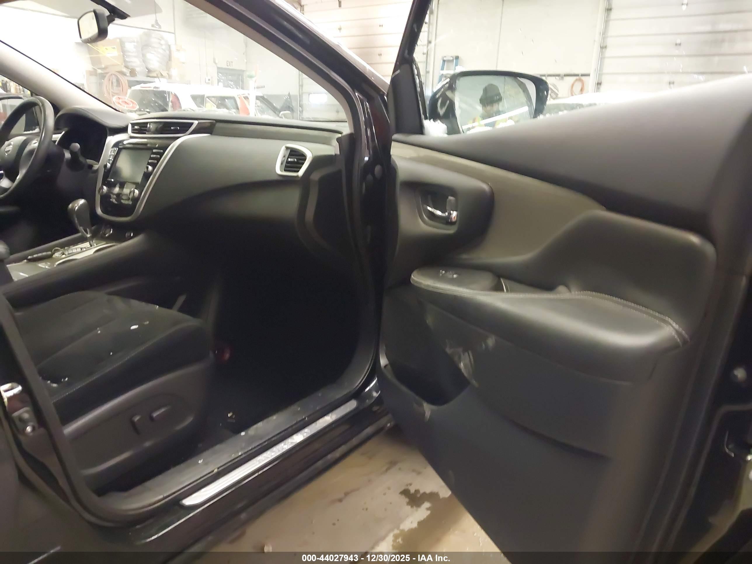 NISSAN MURANO image 5