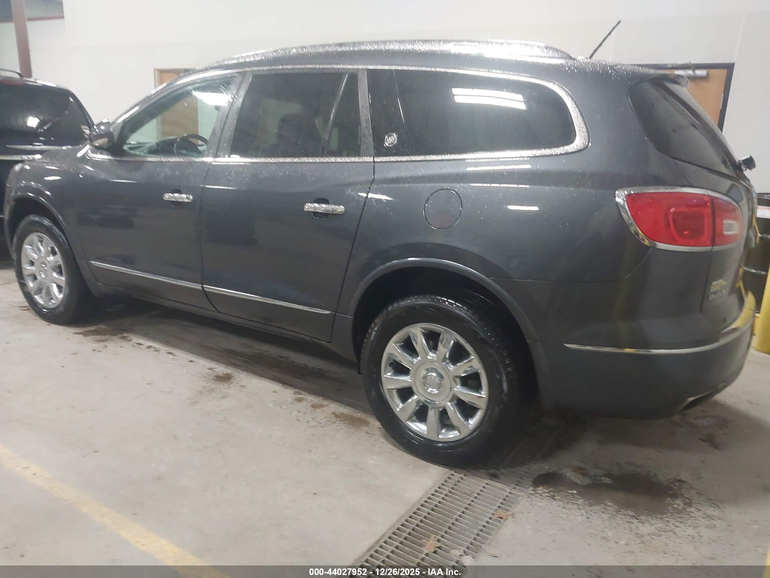 BUICK ENCLAVE image 3