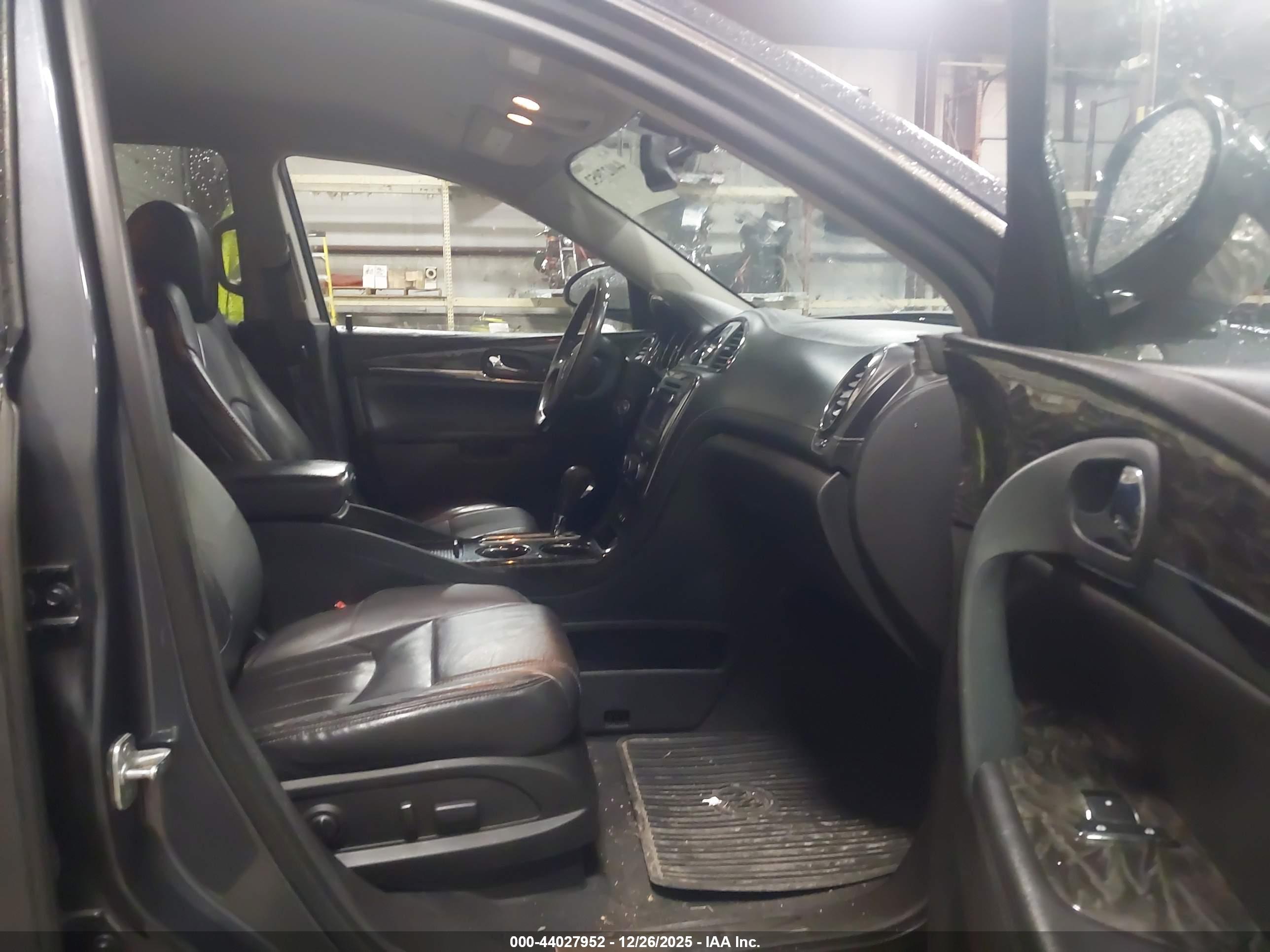 BUICK ENCLAVE image 5