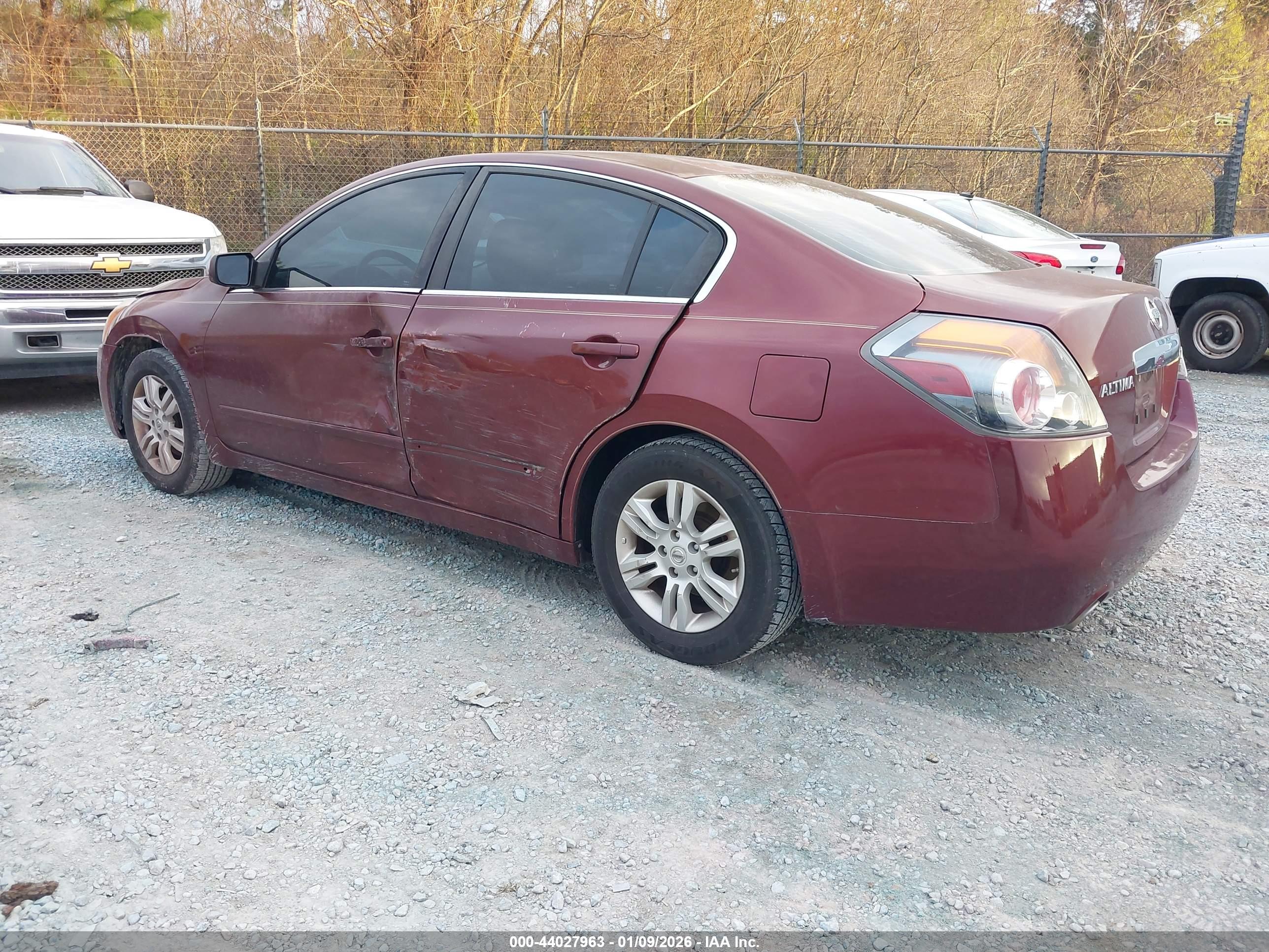 NISSAN ALTIMA image 3
