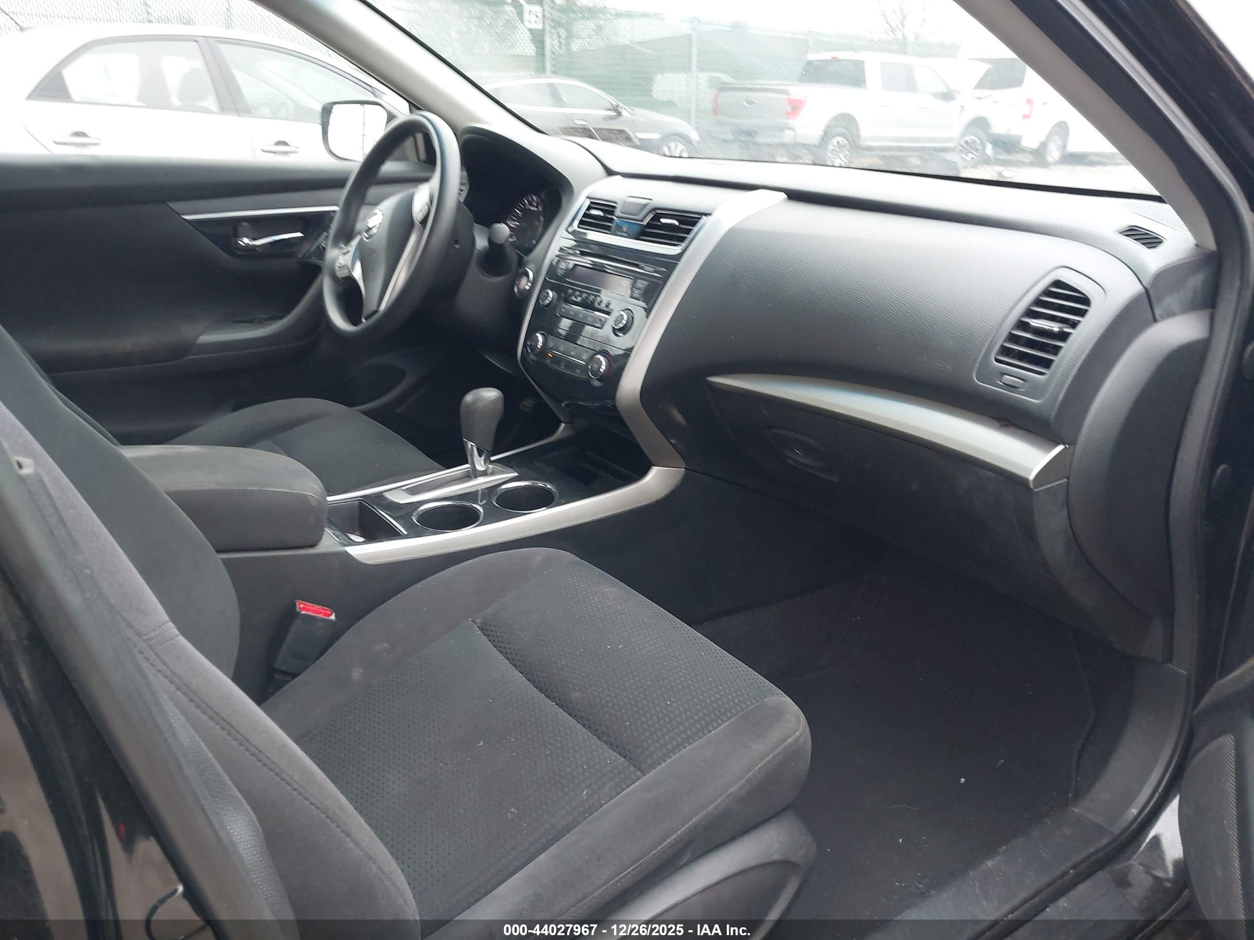 NISSAN ALTIMA image 5
