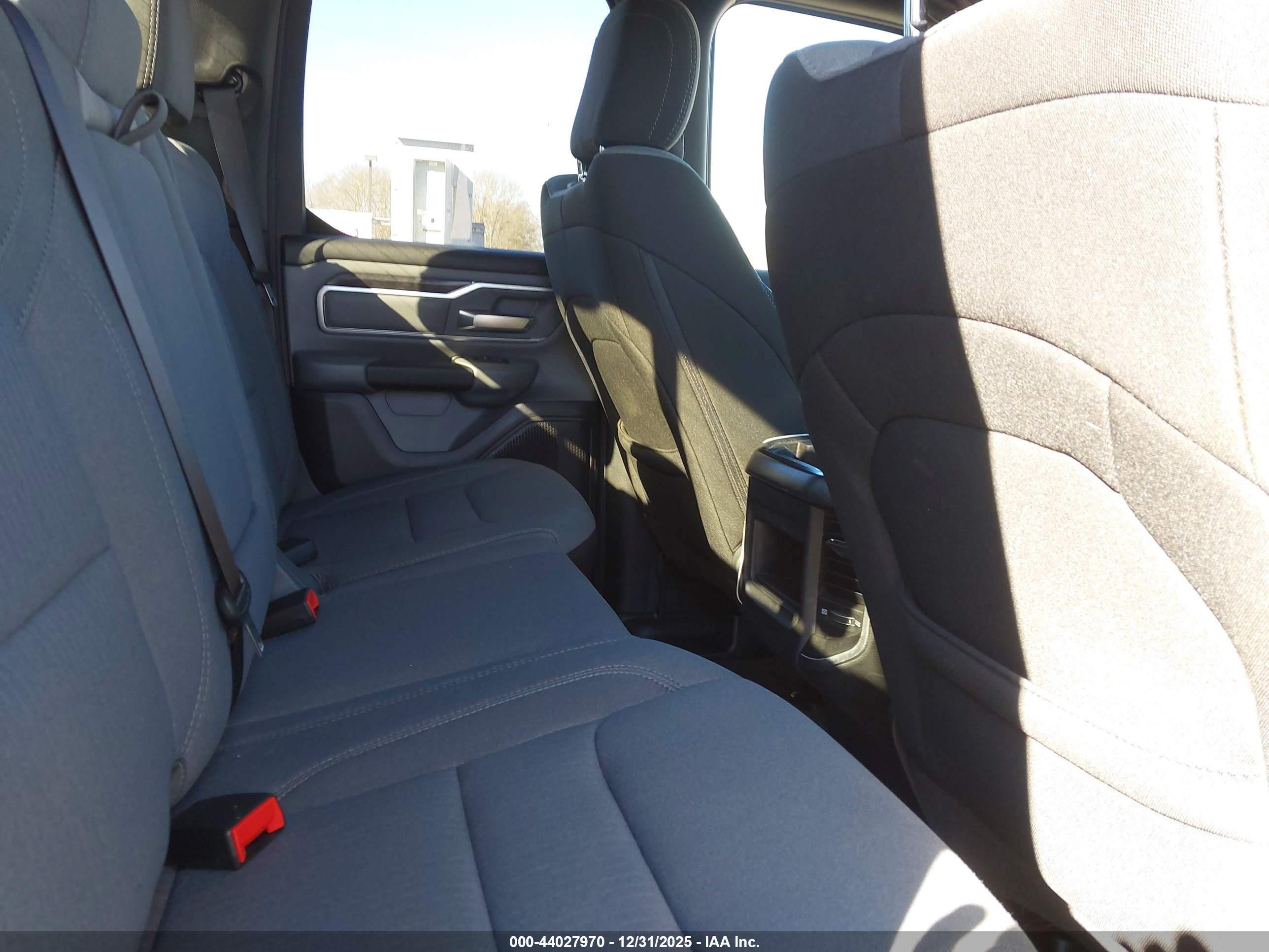 RAM 1500 image 8