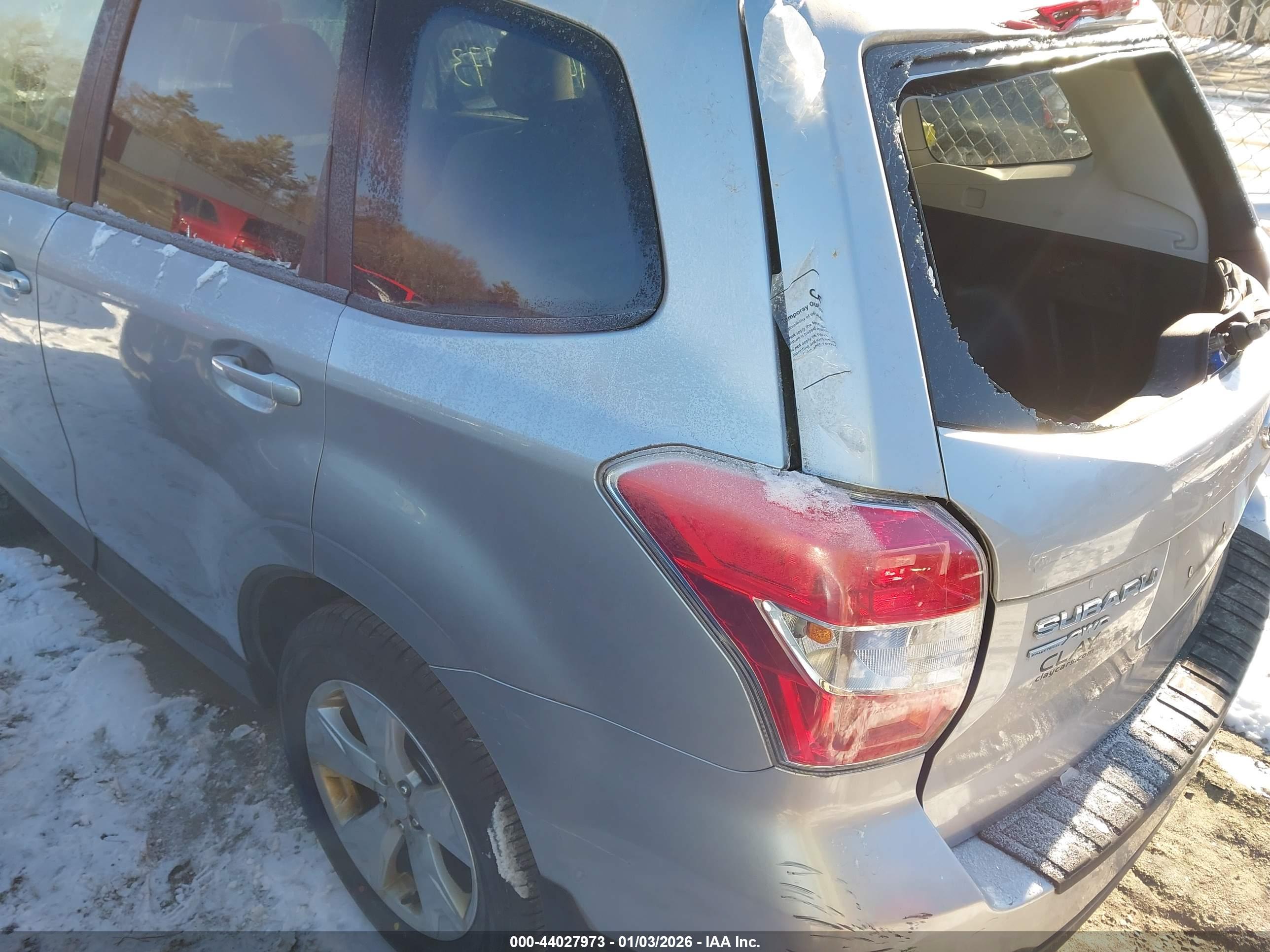 SUBARU FORESTER image 3