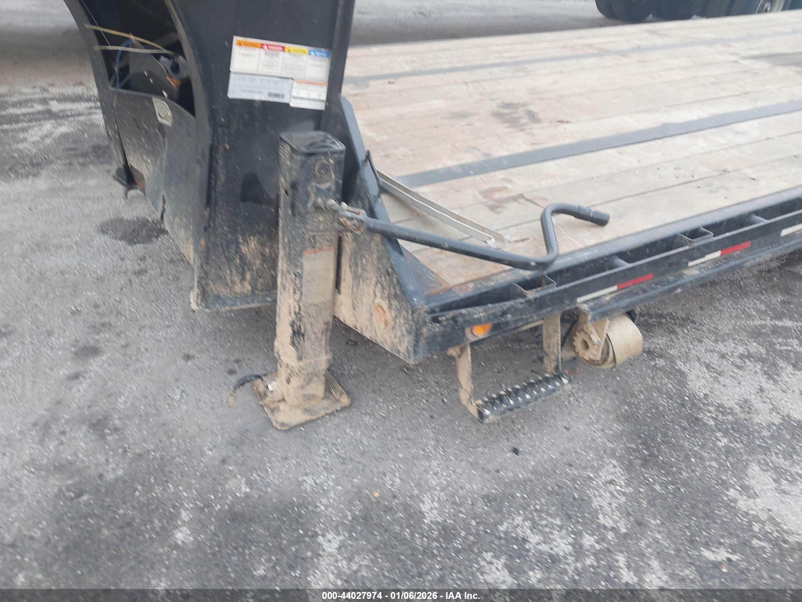 PJ TRAILERS image 11