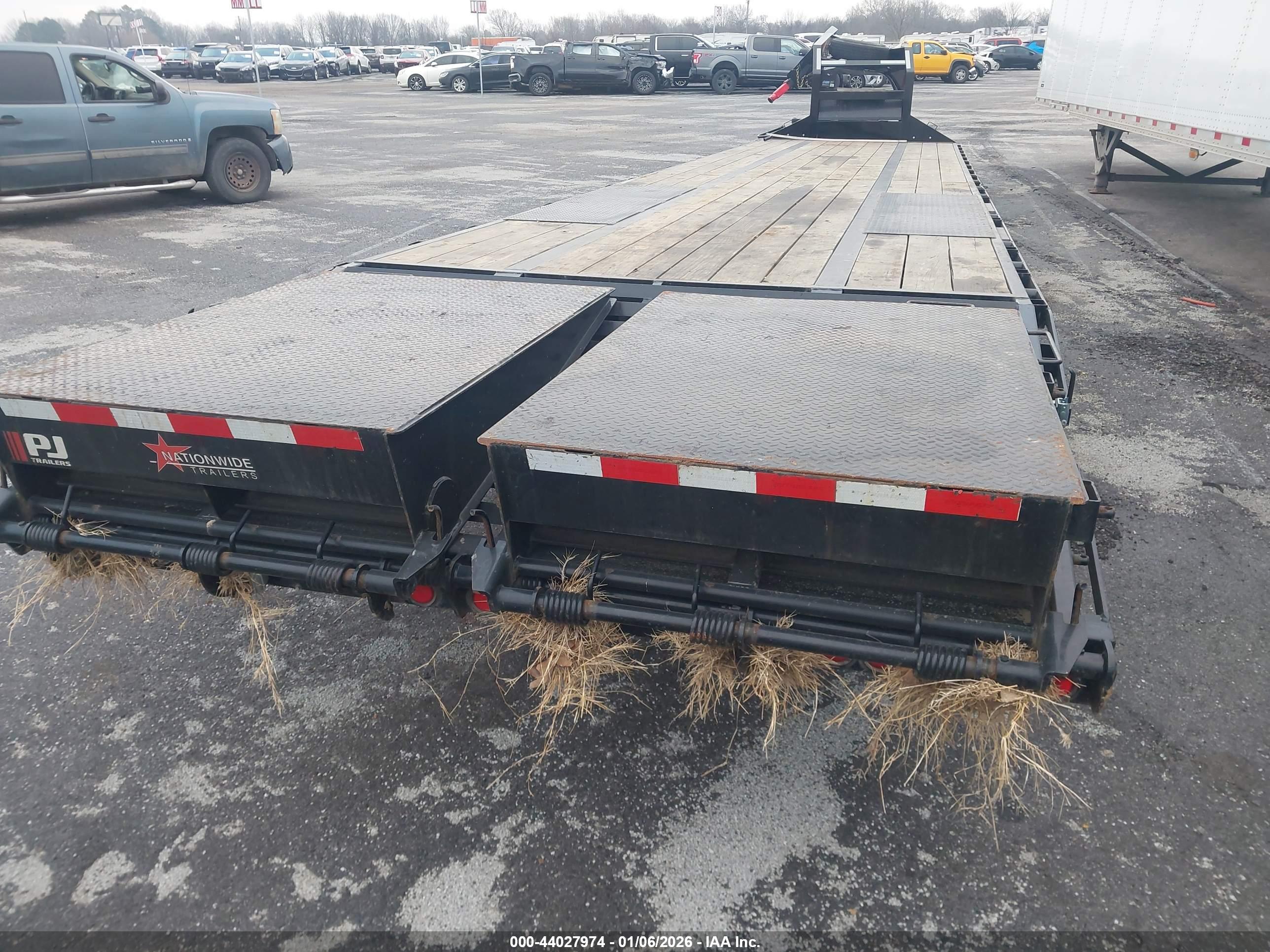 PJ TRAILERS image 8