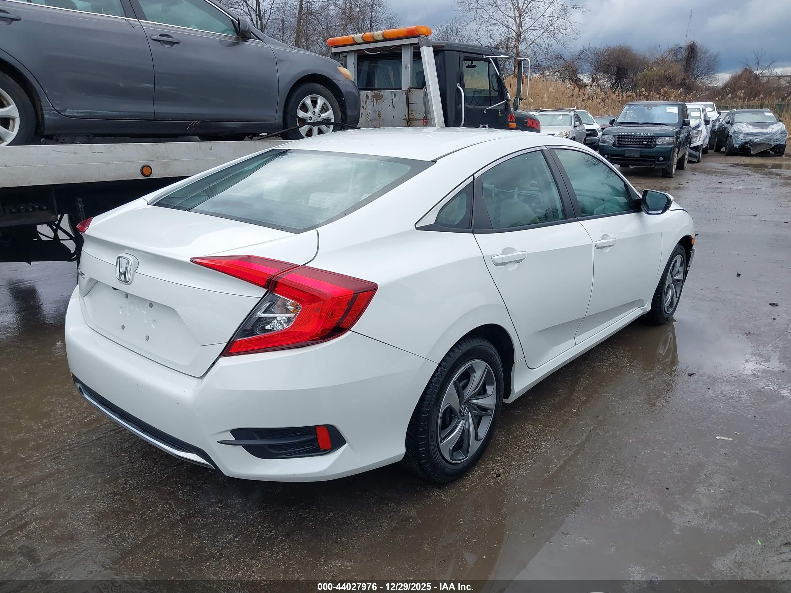 HONDA CIVIC image 4