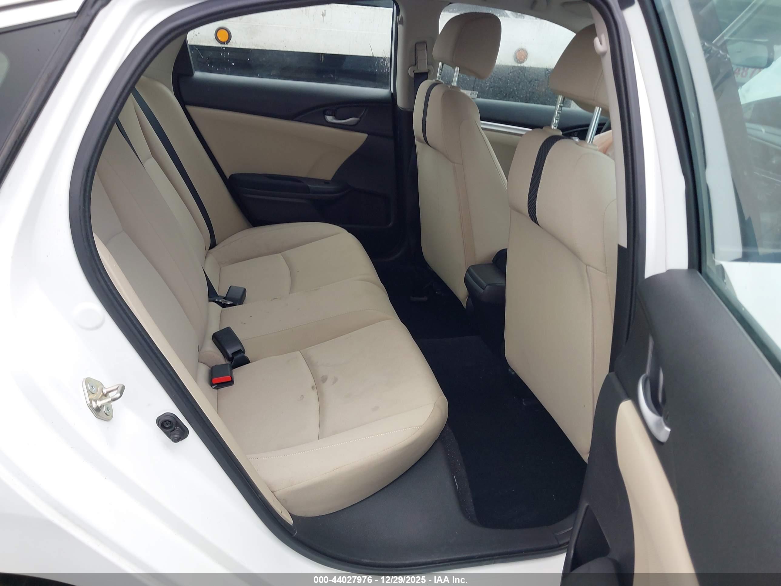HONDA CIVIC image 8