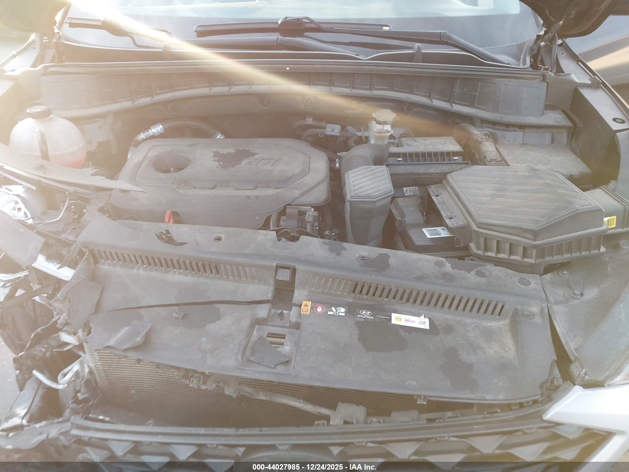 HYUNDAI TUCSON image 10