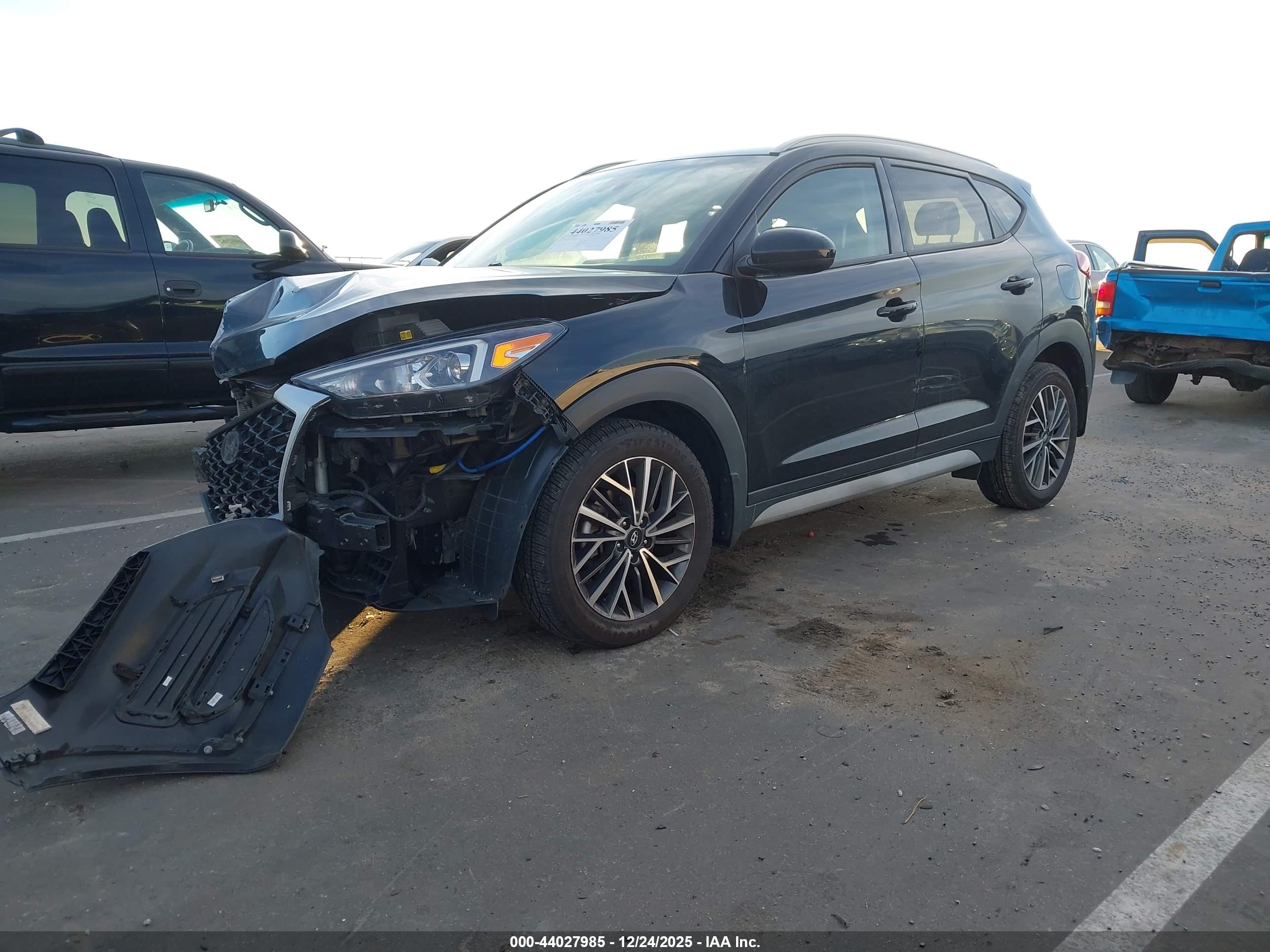 HYUNDAI TUCSON image 2