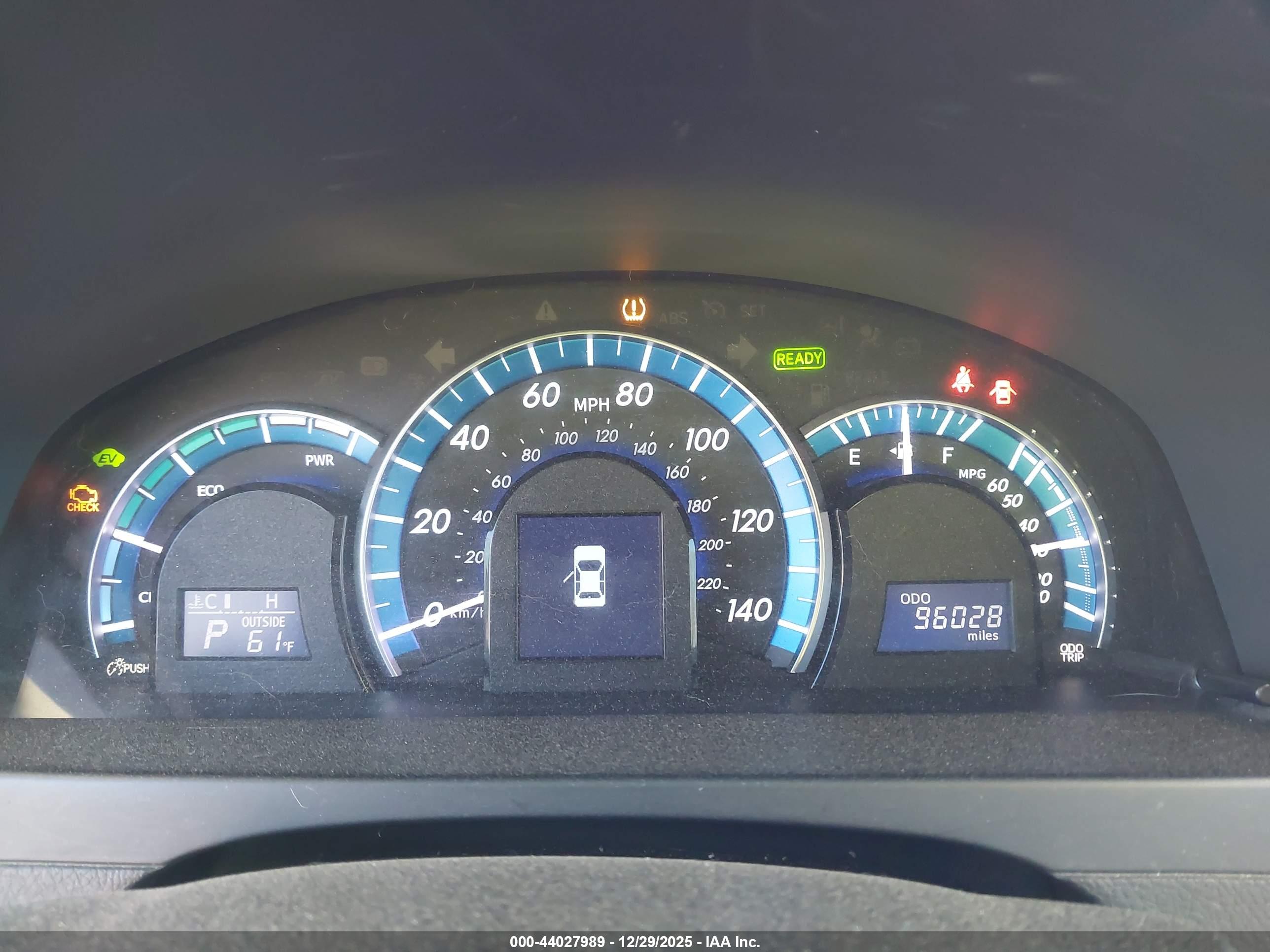 TOYOTA CAMRY image 7