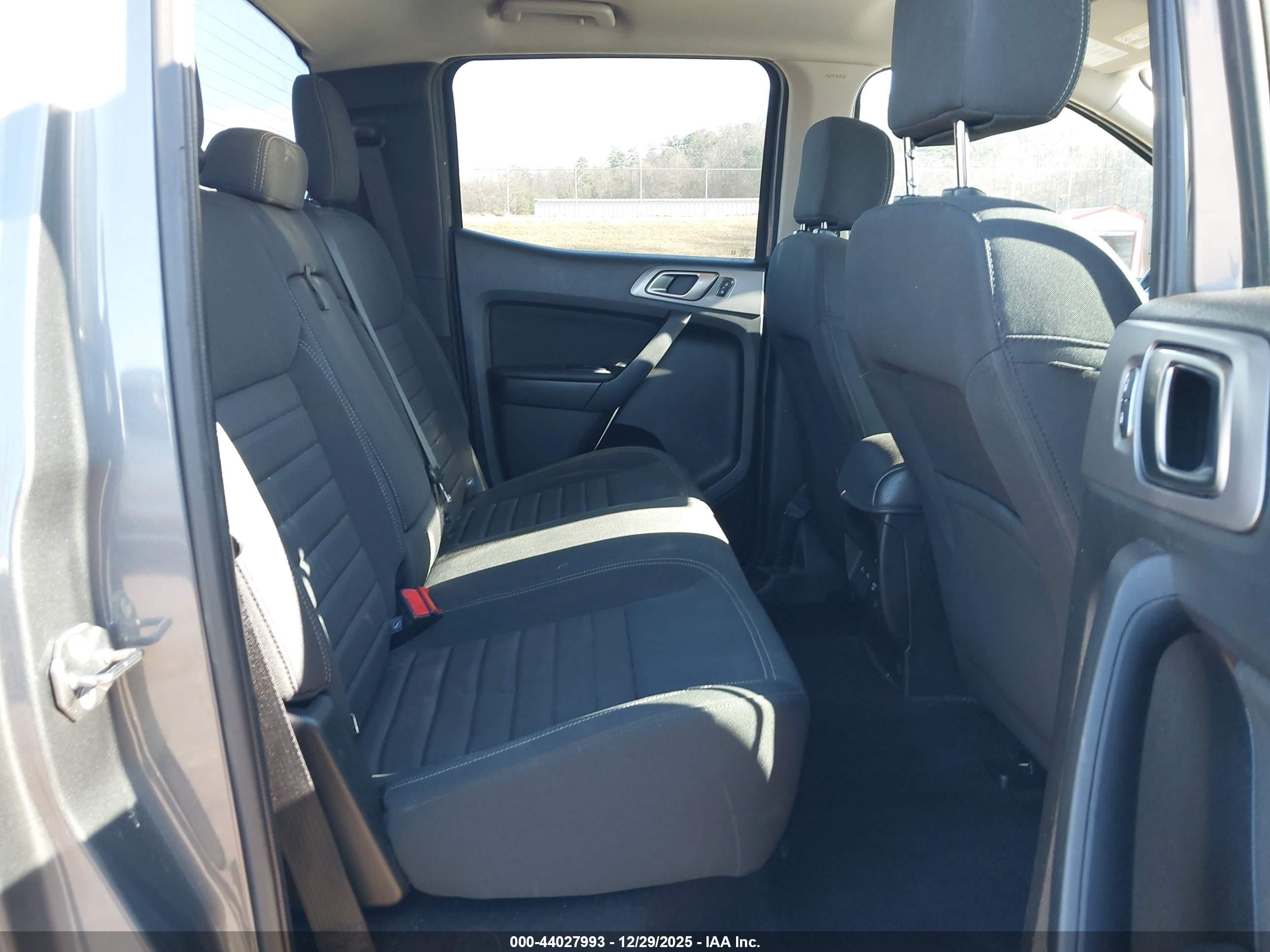 FORD RANGER image 8