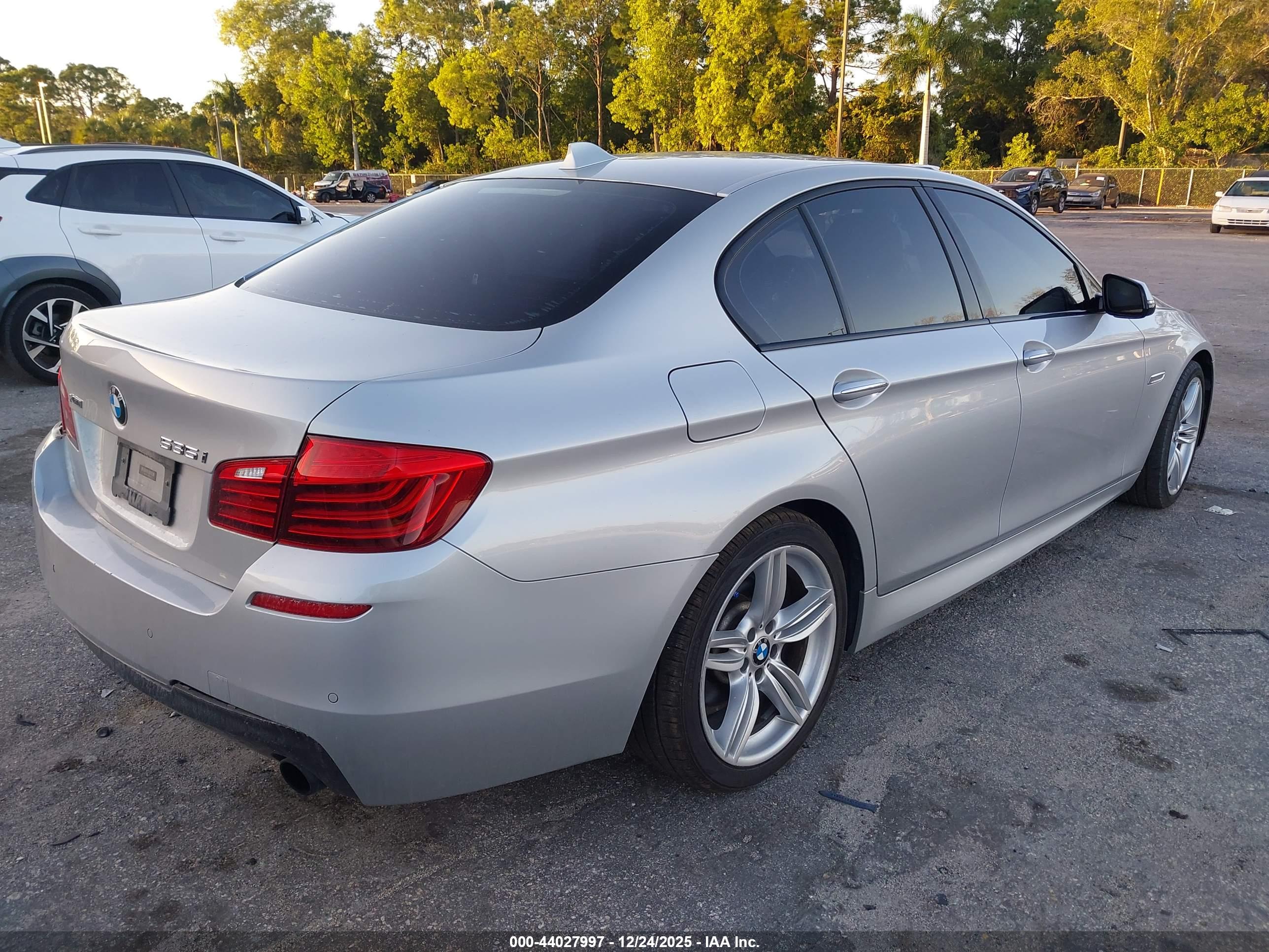 BMW 535I image 4