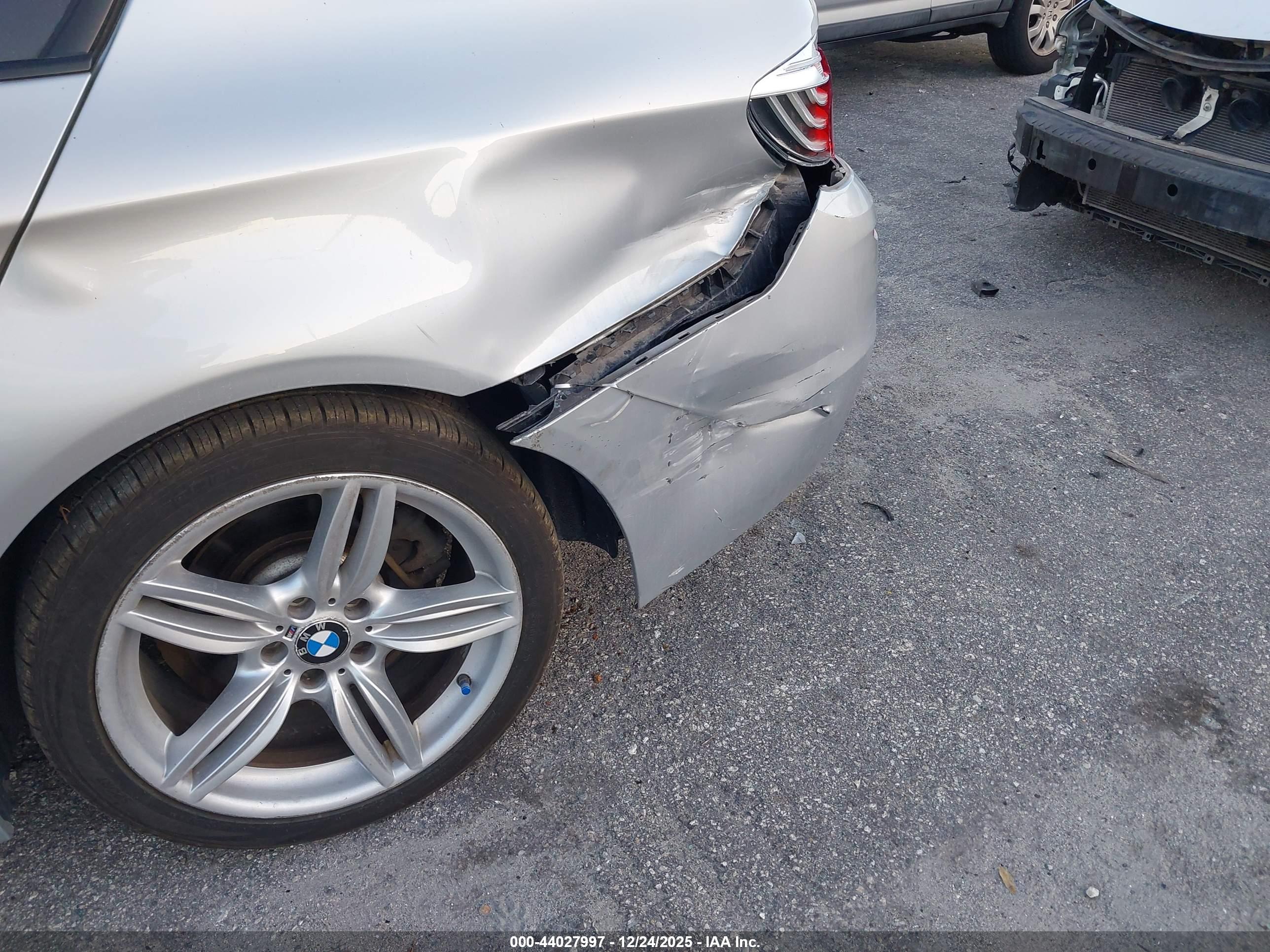 BMW 535I image 6