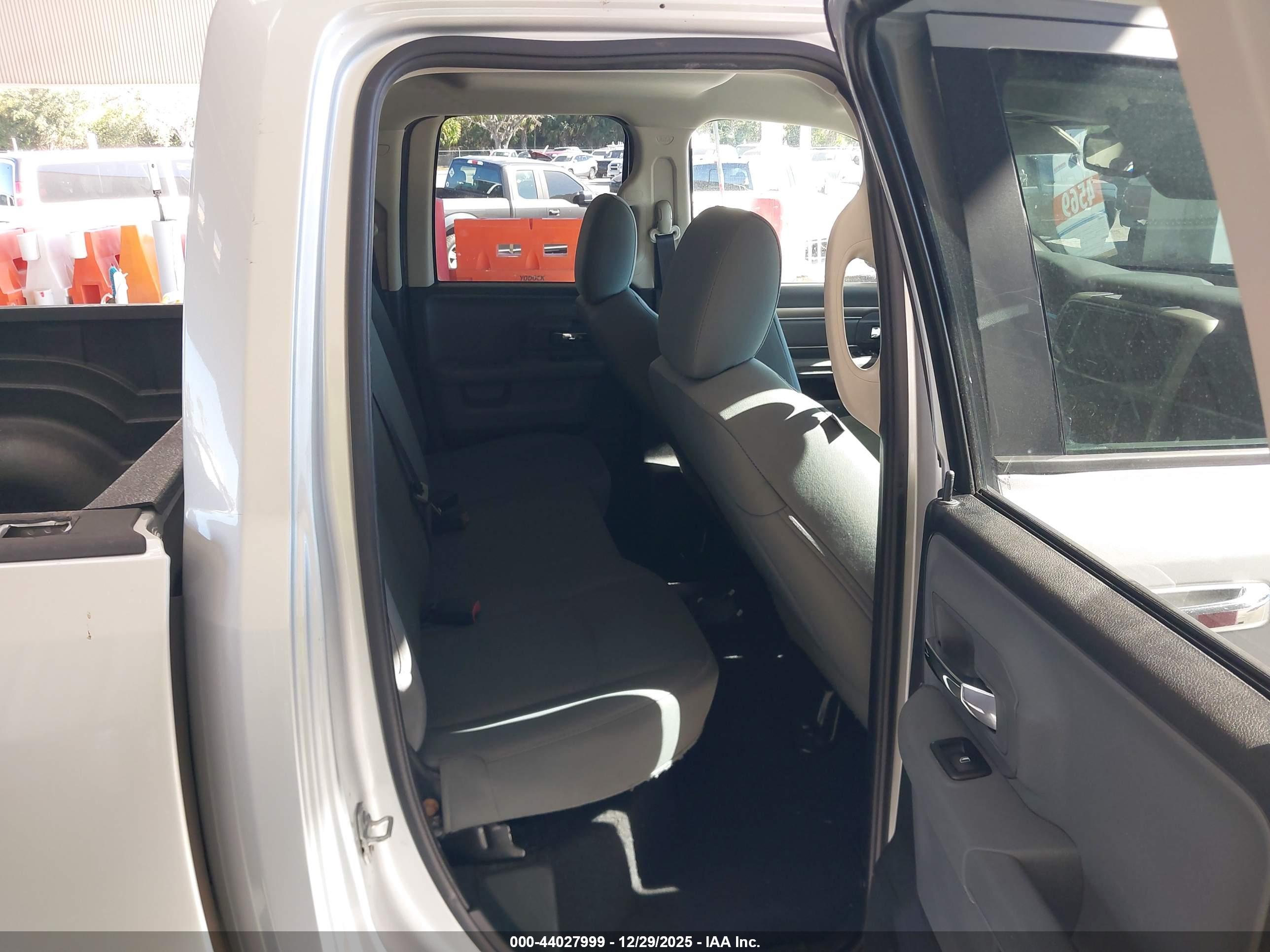 RAM 1500 image 8