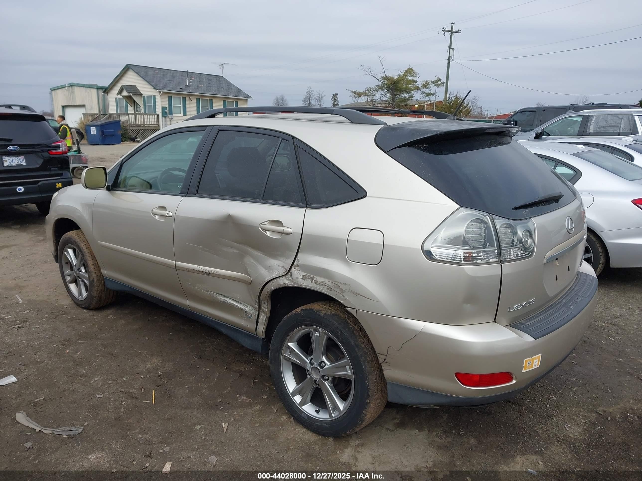 LEXUS RX image 3