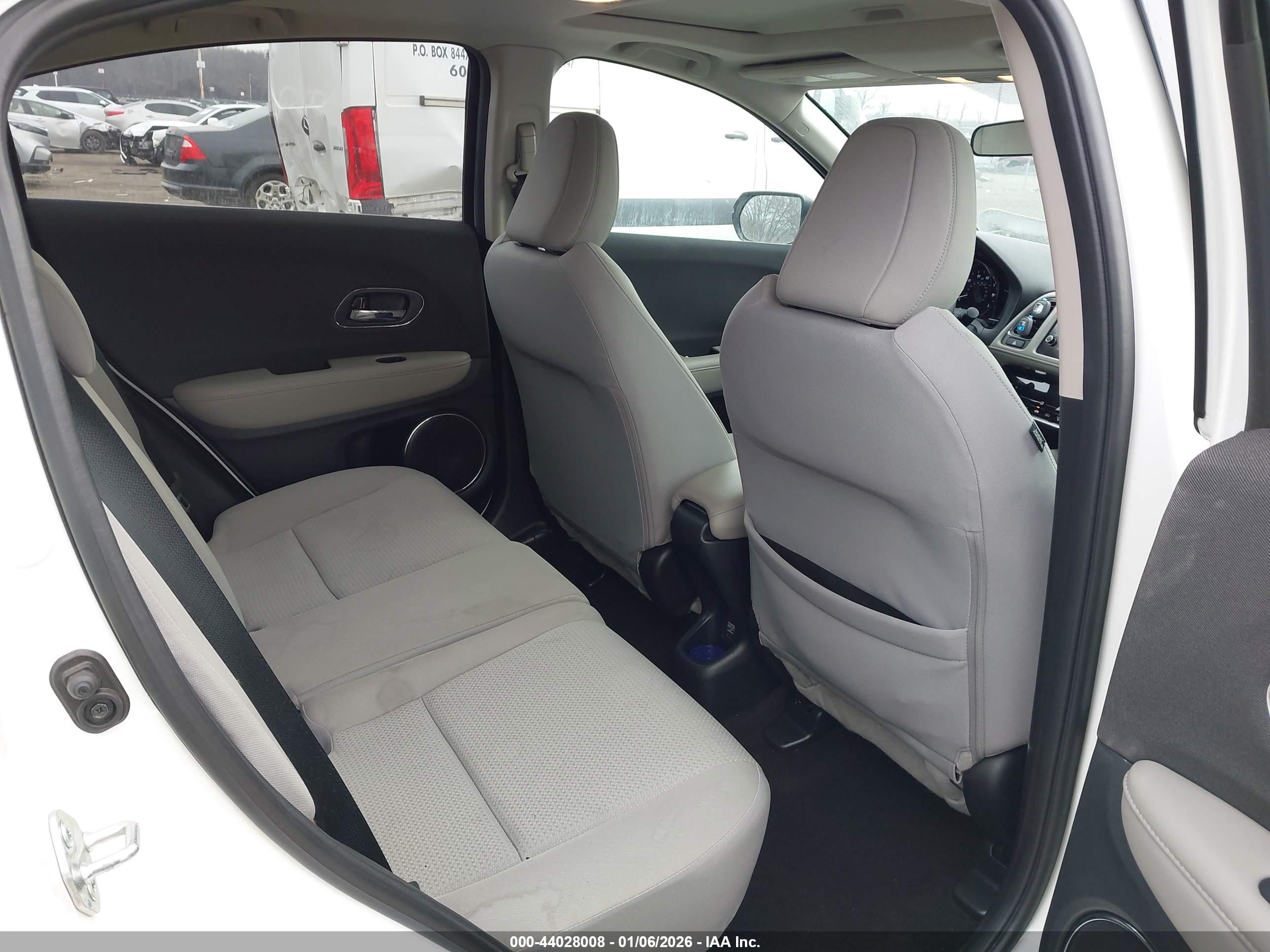 HONDA HR-V image 8
