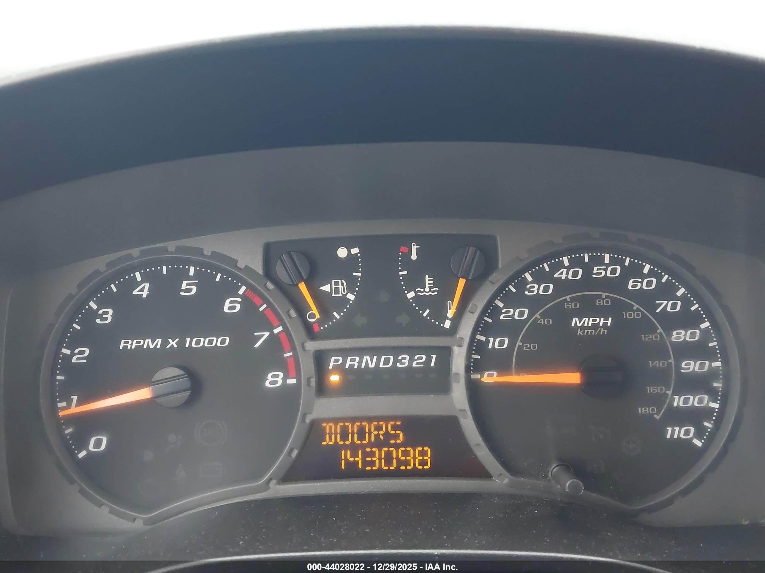 CHEVROLET COLORADO image 7