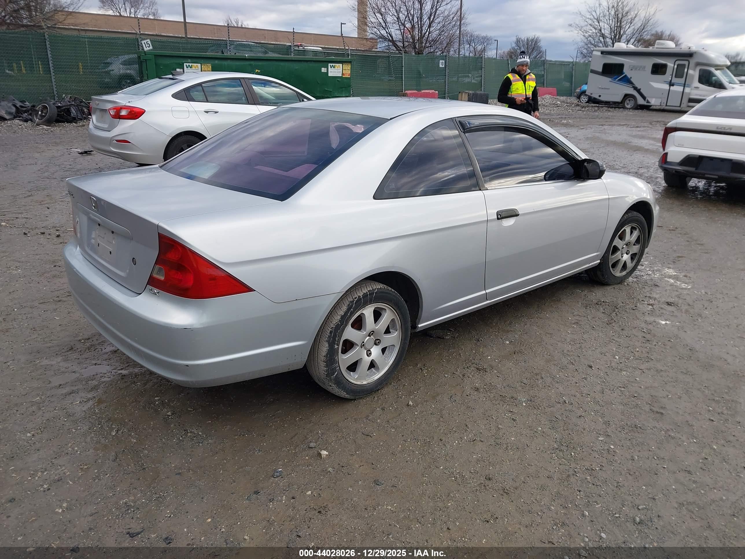 HONDA CIVIC image 4