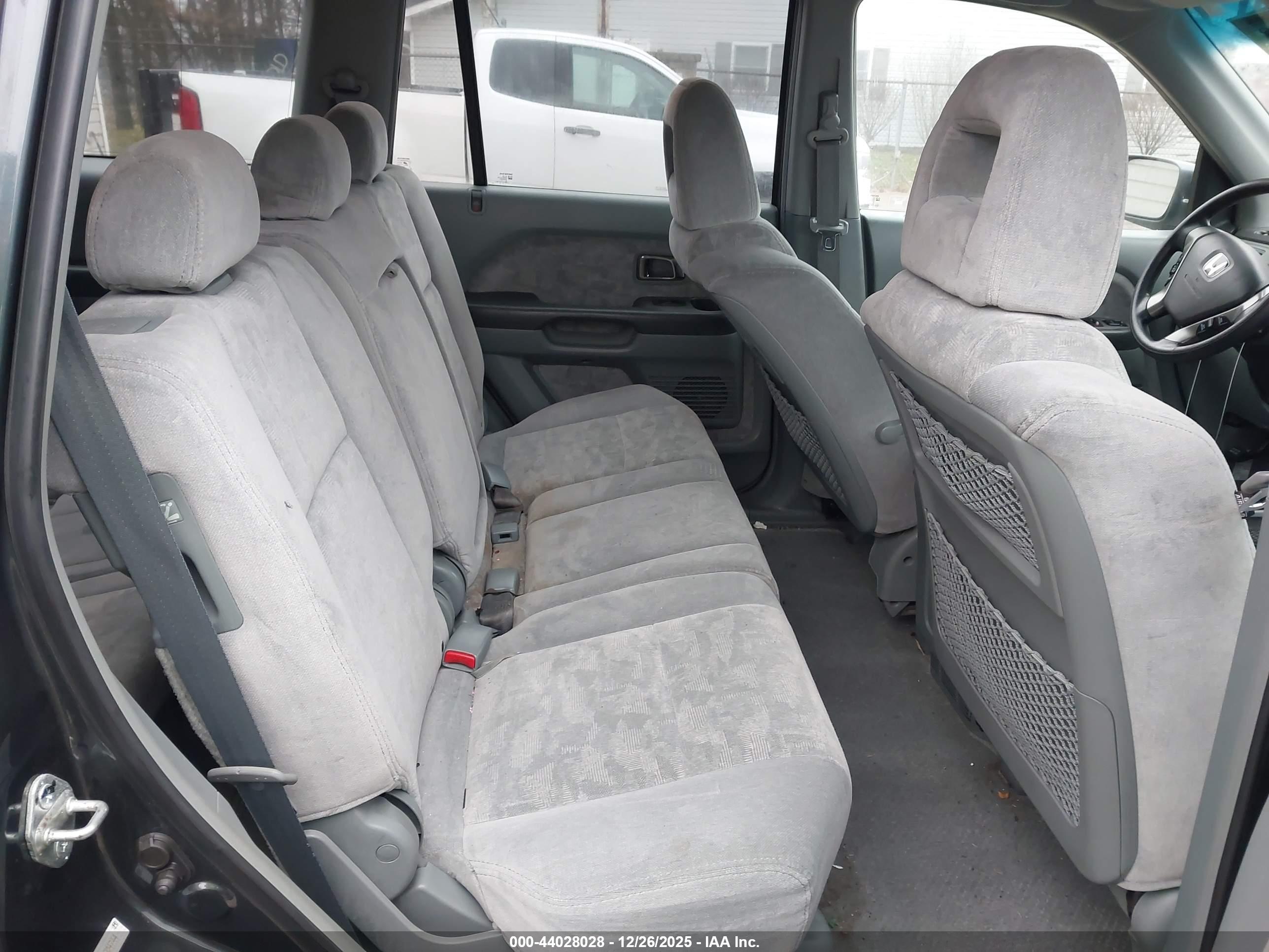 HONDA PILOT image 8