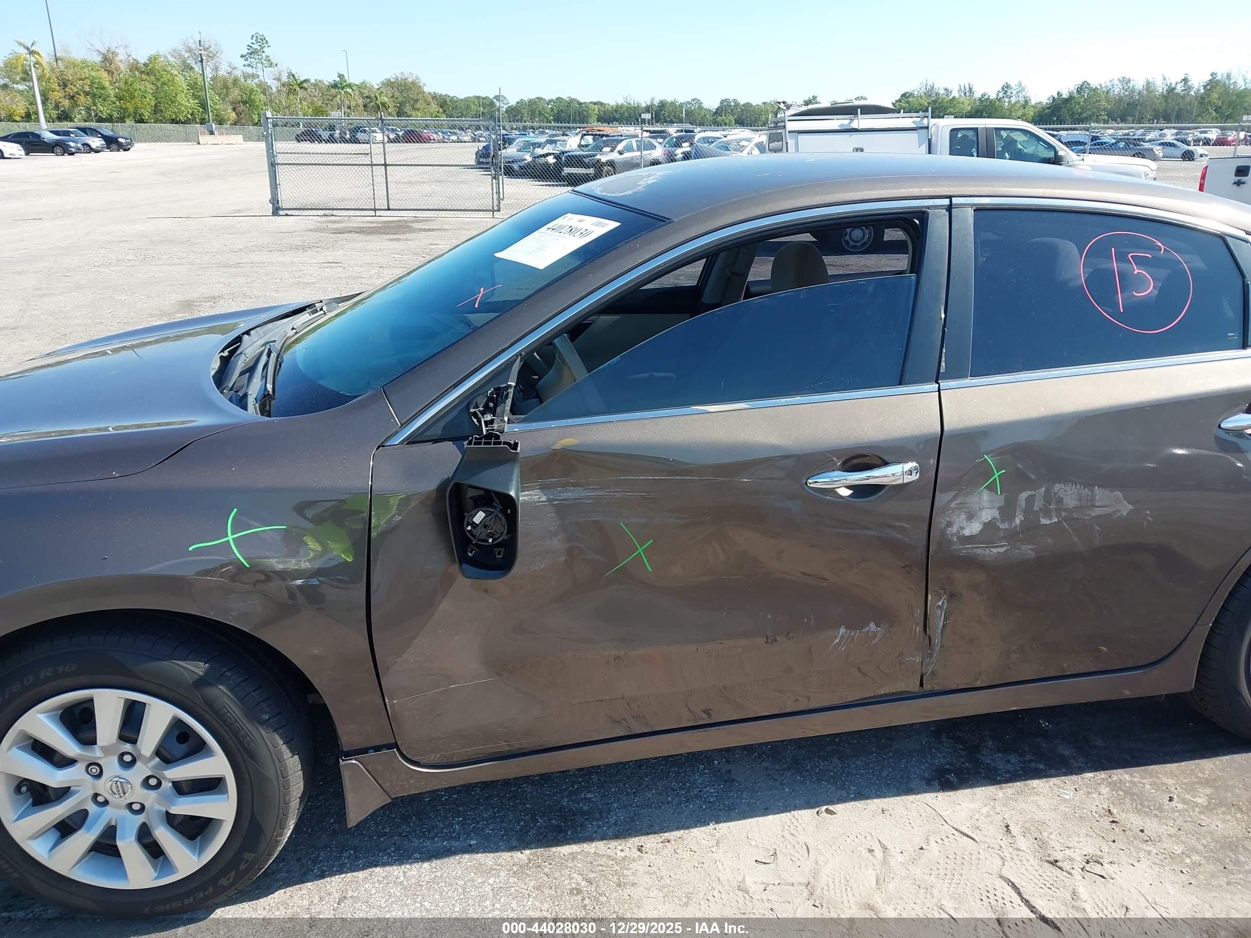 NISSAN ALTIMA image 6
