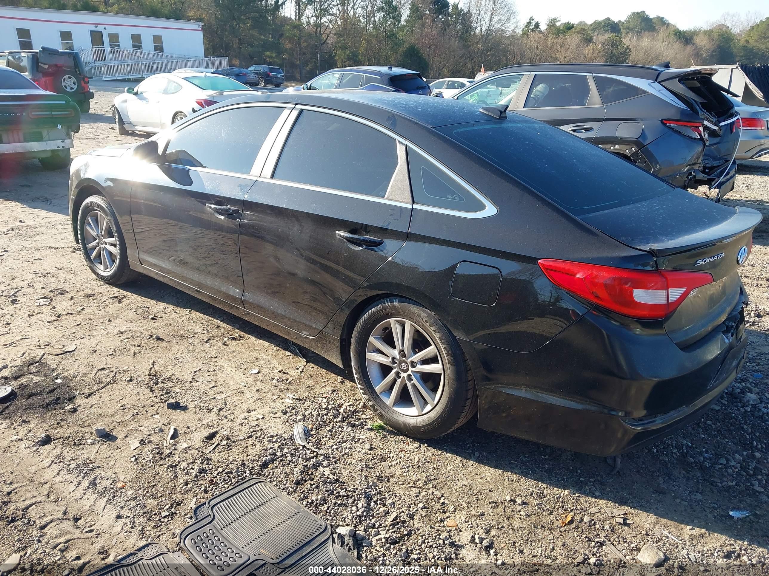 HYUNDAI SONATA image 3