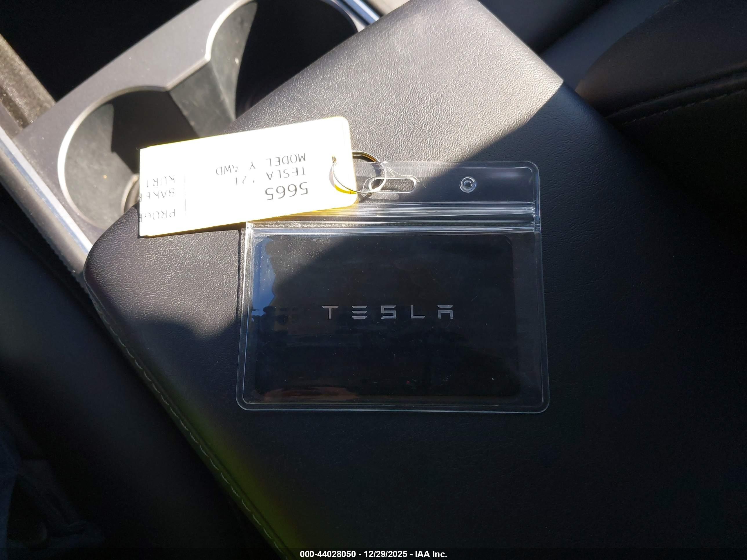 TESLA MODEL image 11