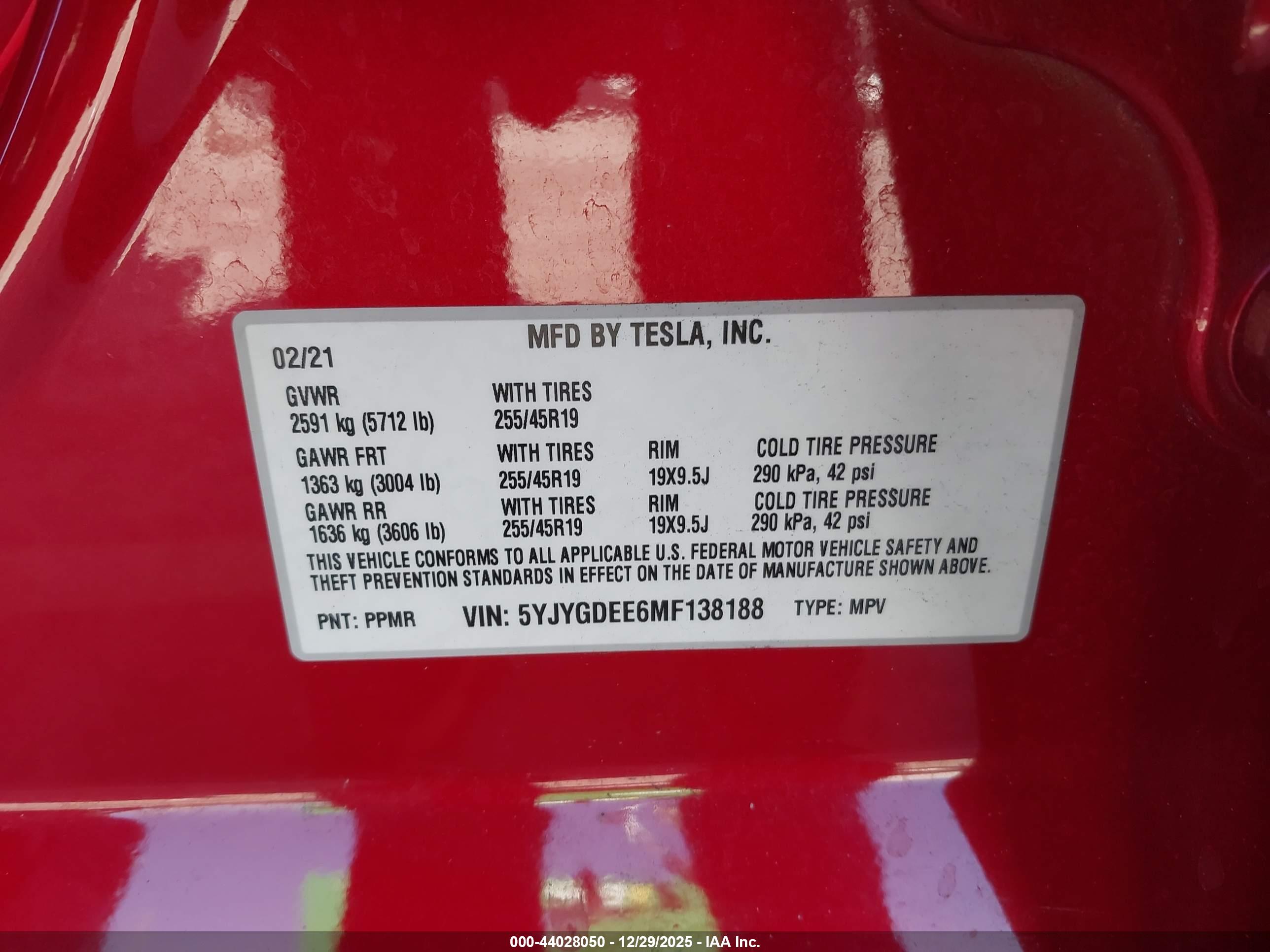 TESLA MODEL image 9