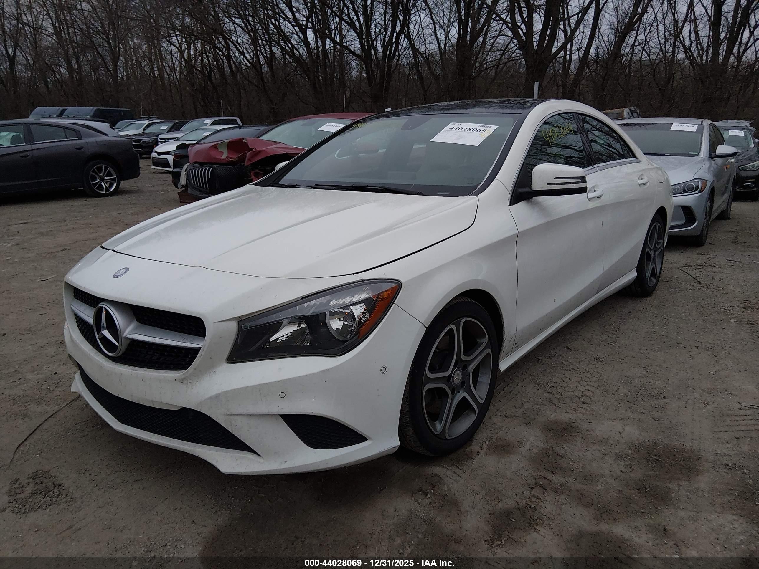 MERCEDES-BENZ CLA image 2