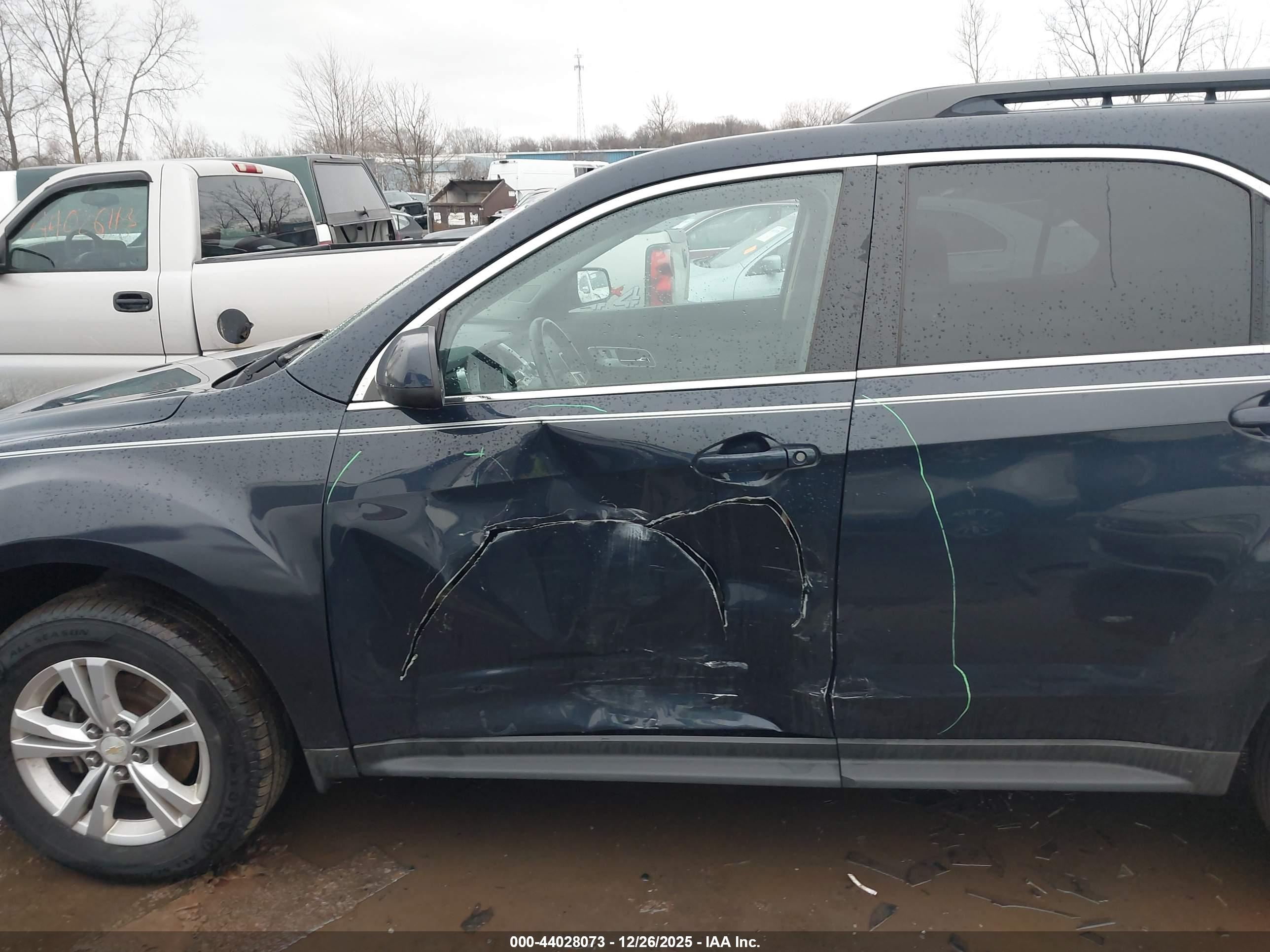 CHEVROLET EQUINOX image 6