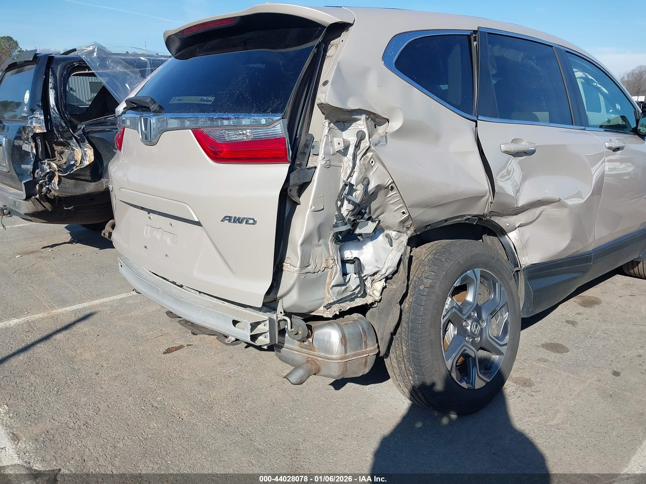 HONDA CR-V image 6
