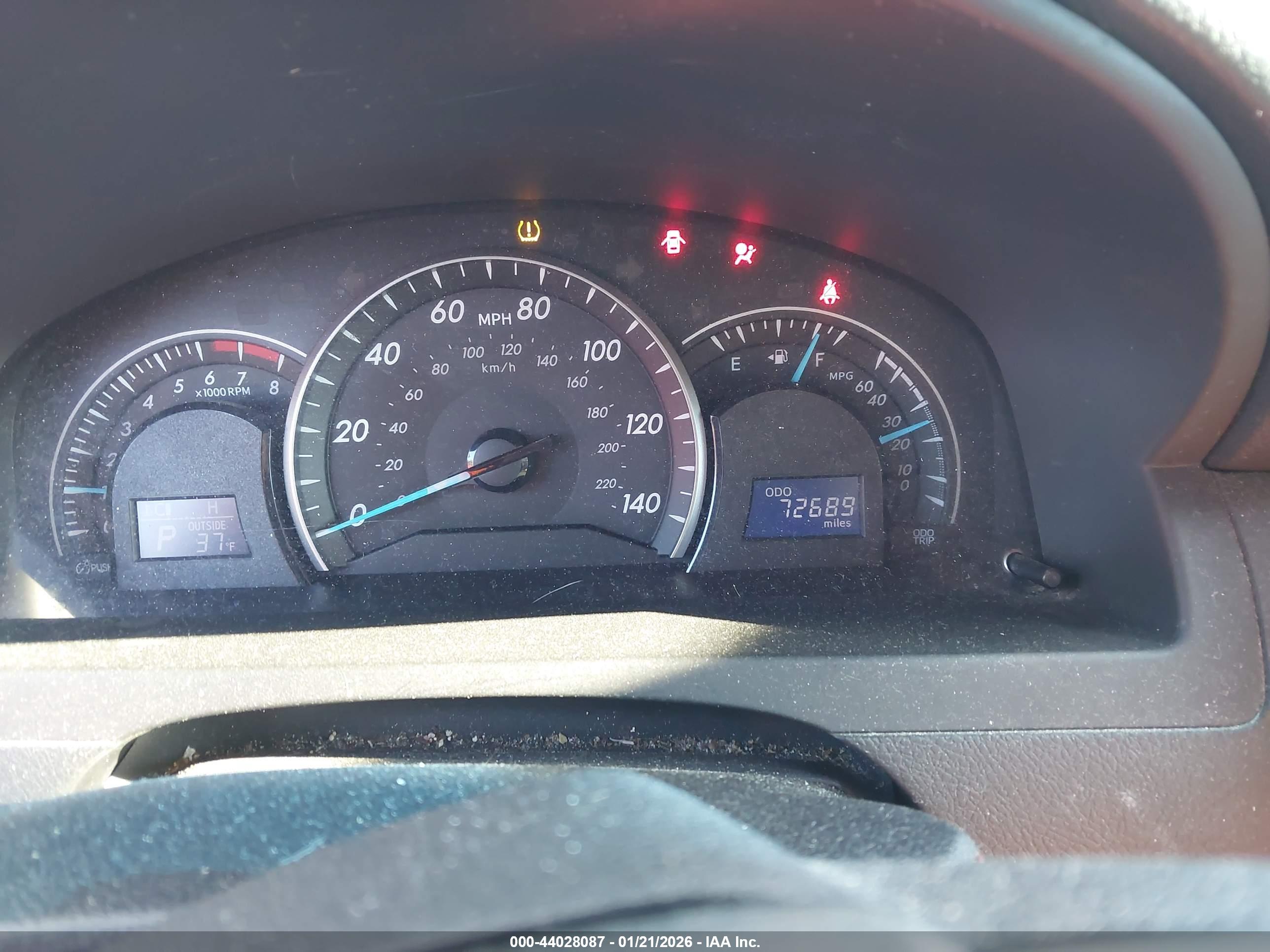 TOYOTA CAMRY image 7