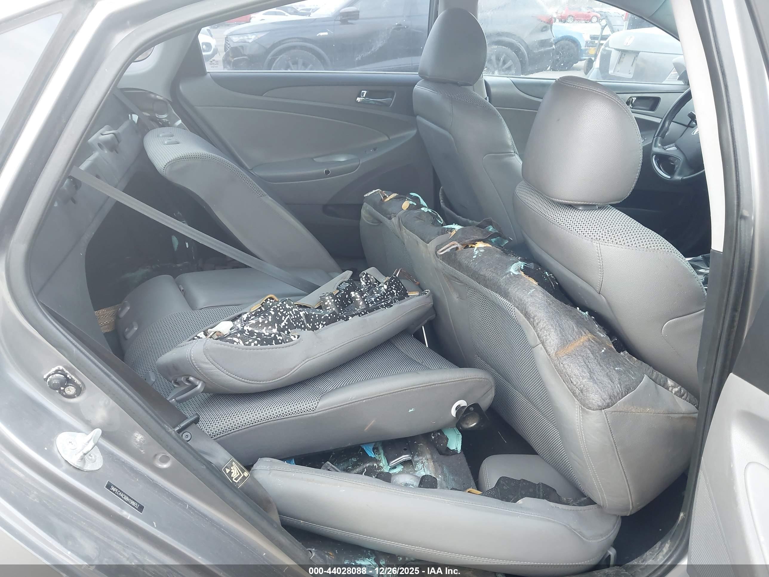 HYUNDAI SONATA image 8