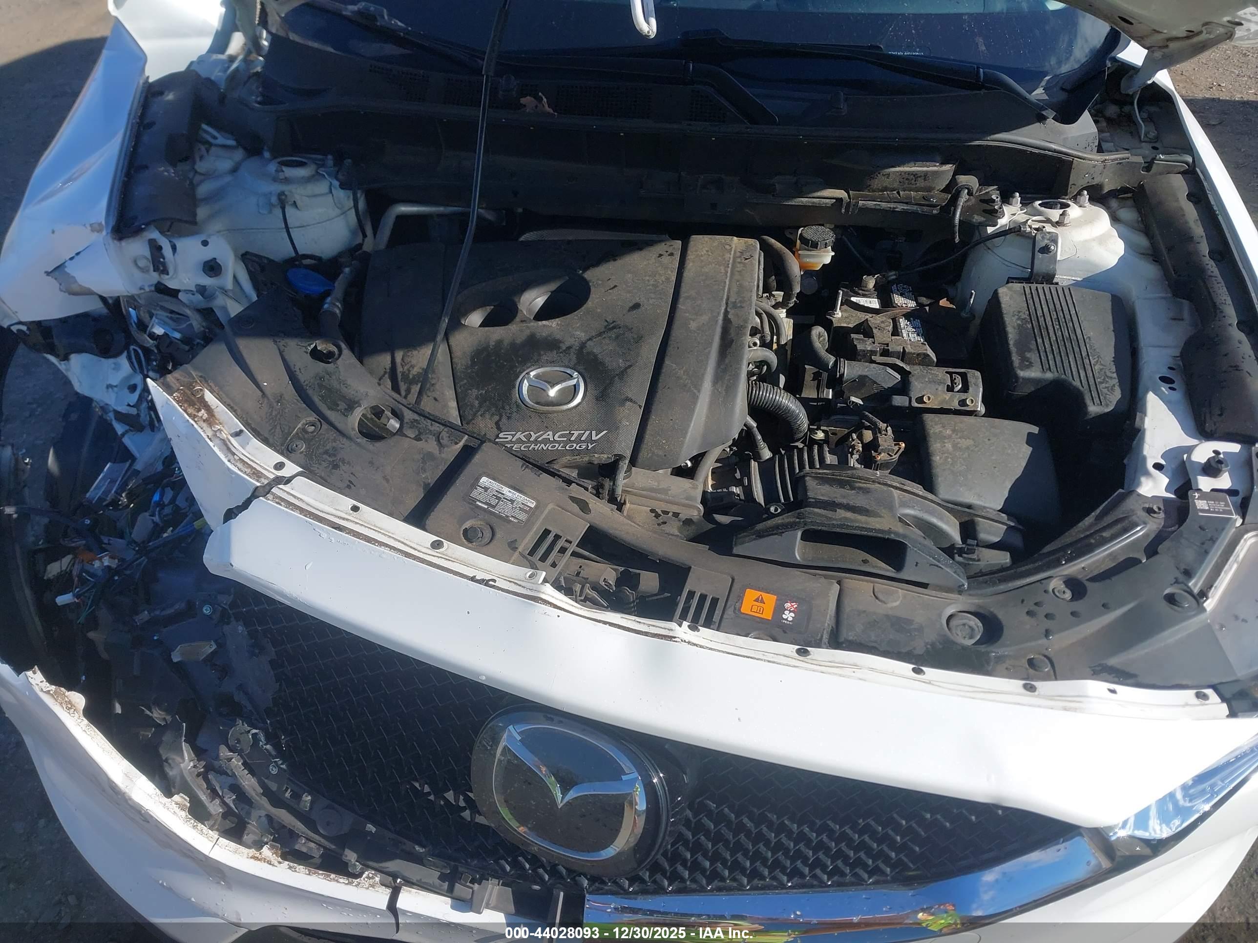 MAZDA CX-5 image 10