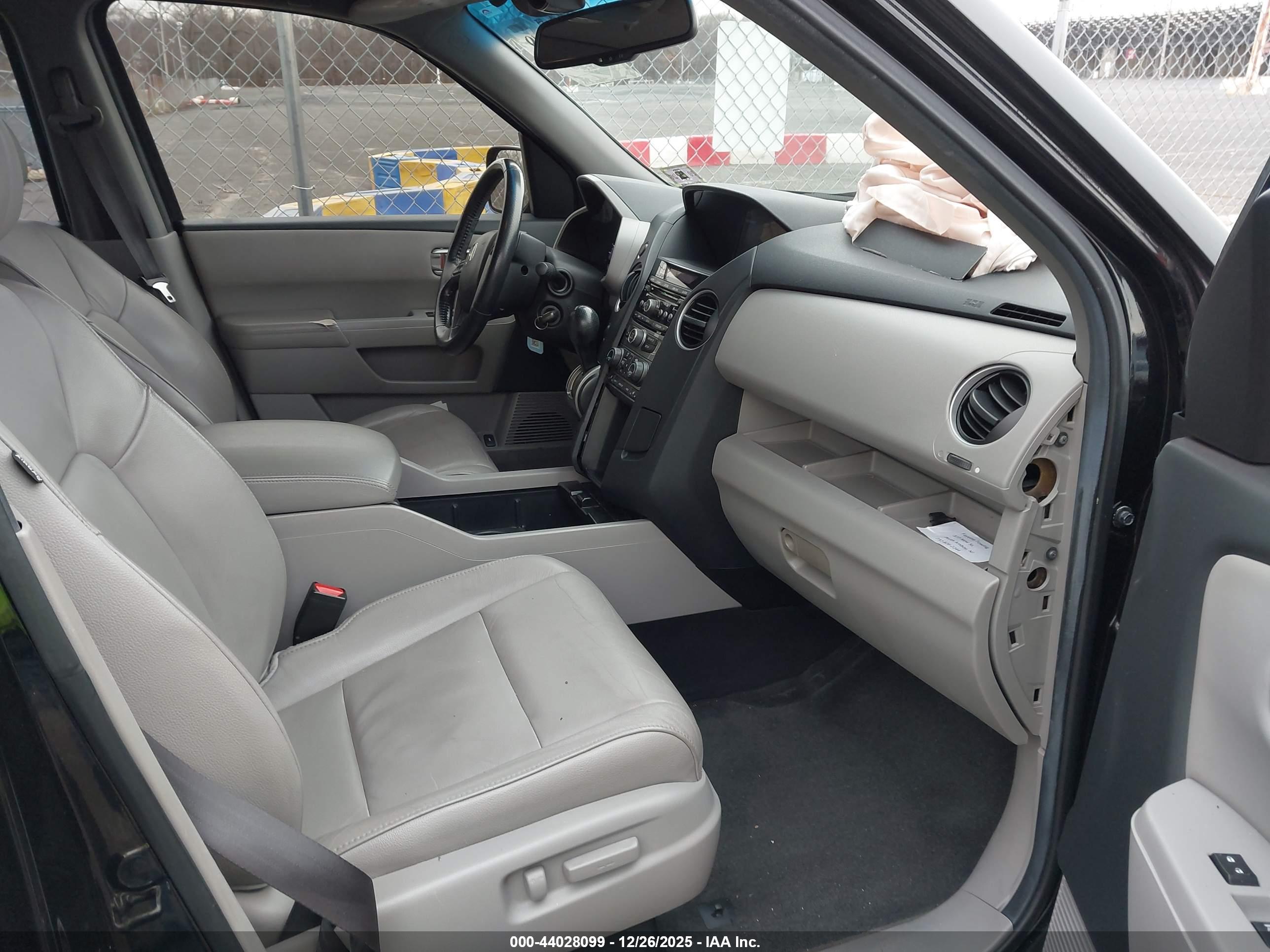 HONDA PILOT image 5