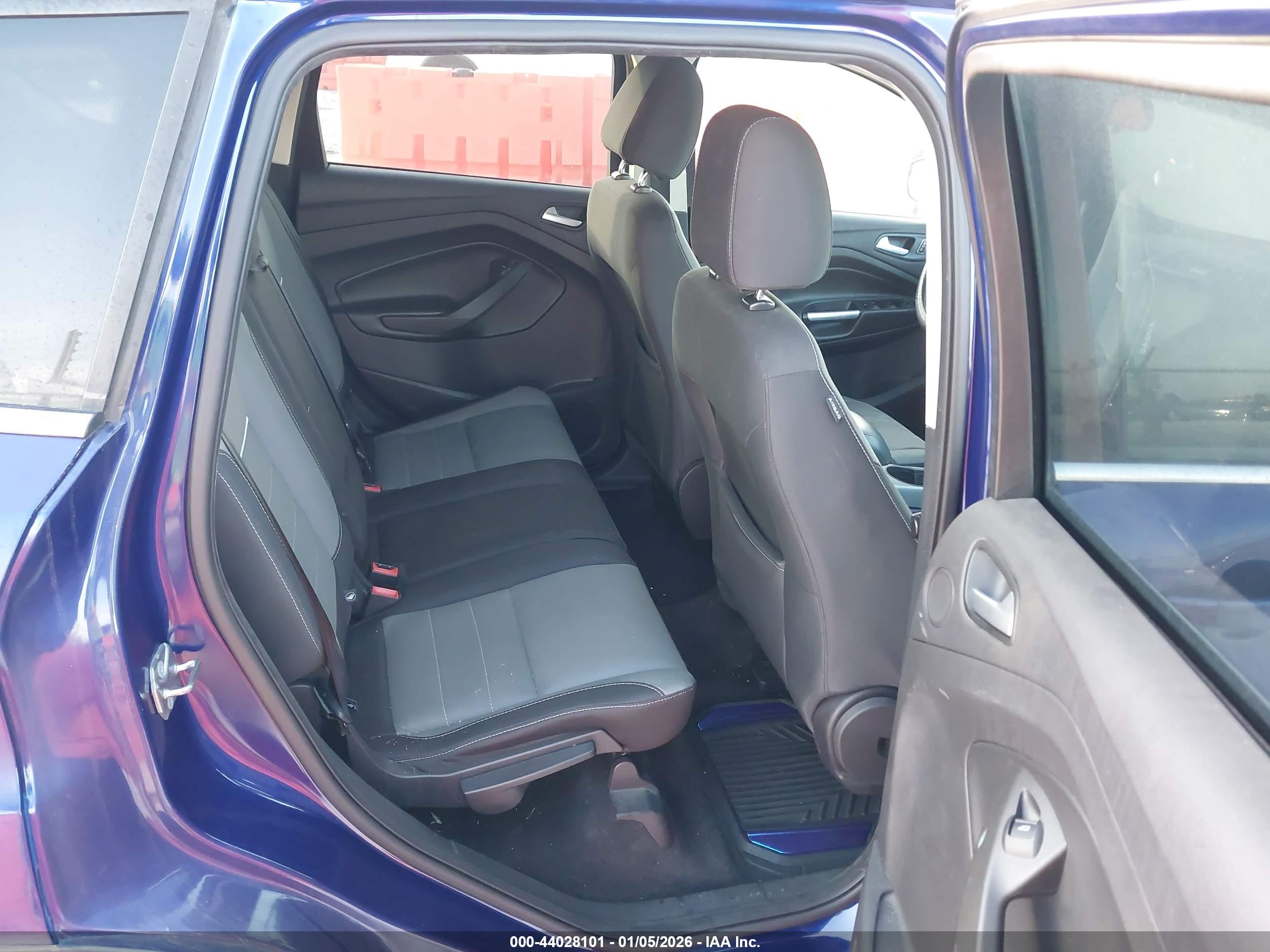 FORD ESCAPE image 8