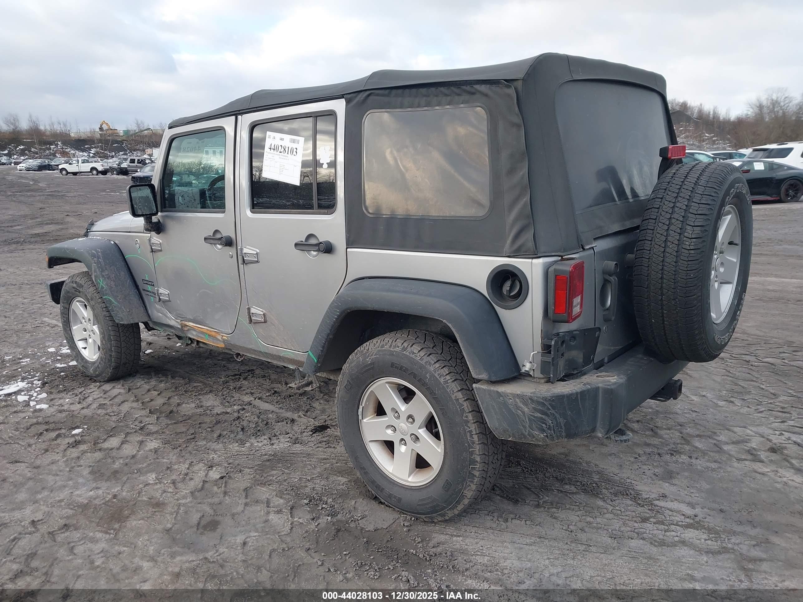 JEEP WRANGLER image 3