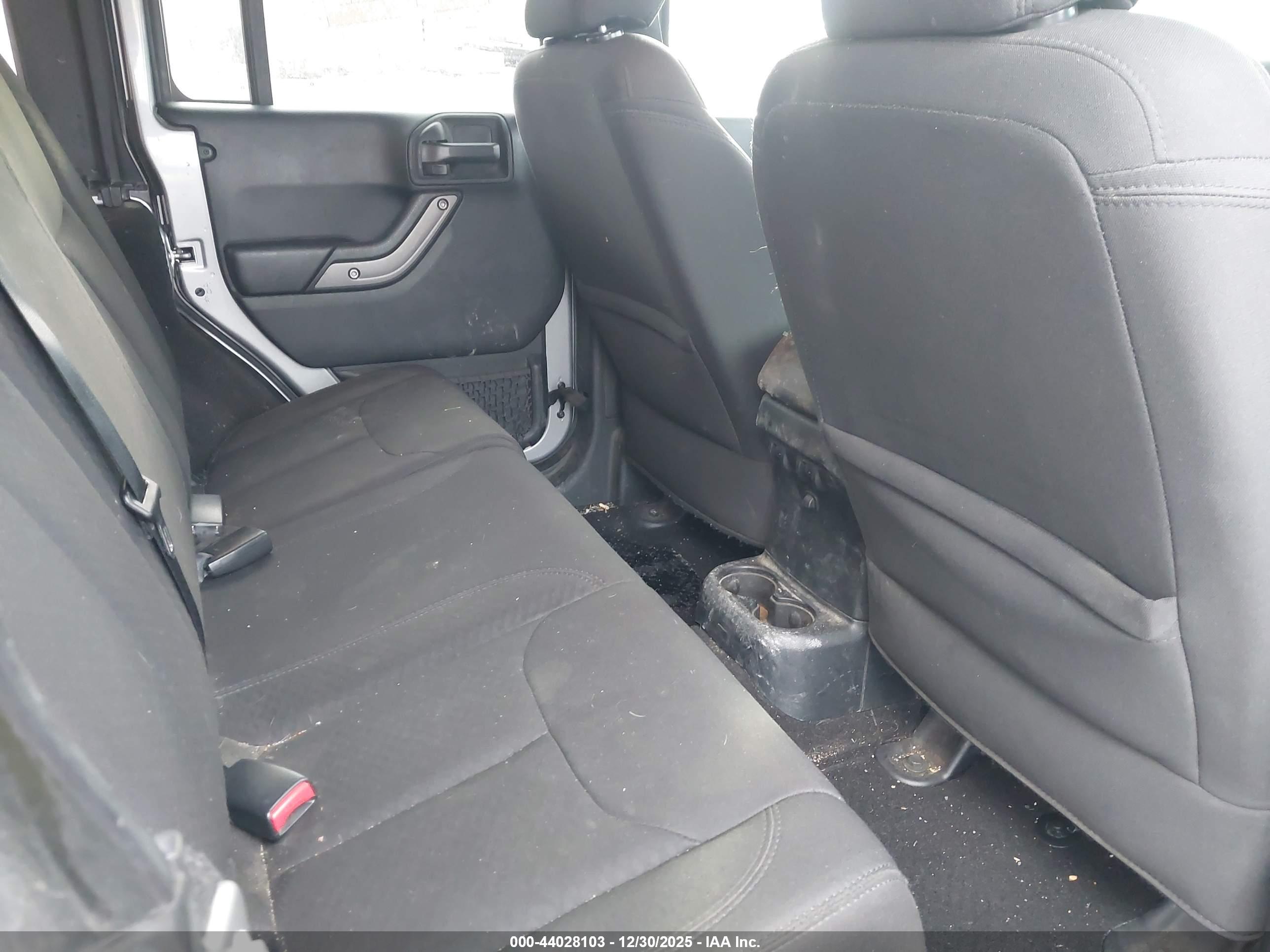 JEEP WRANGLER image 8